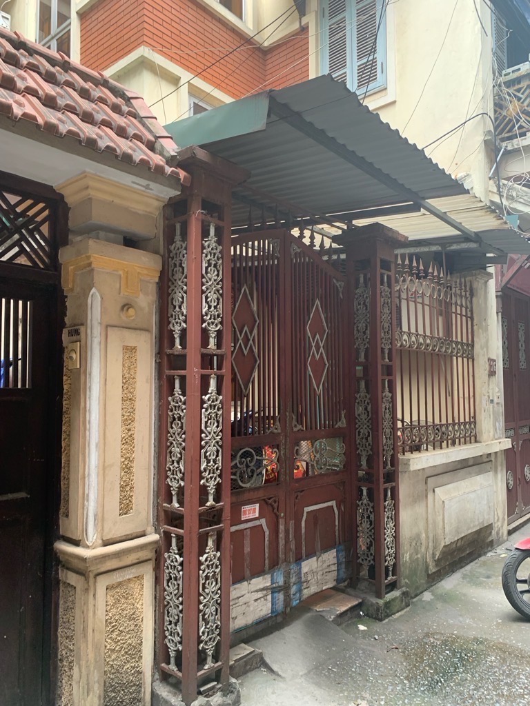 Bán nhà Lê Thanh Nghị - diện tích 111m2 5 tầng - Mặt tiền quyền lực - giá 35 tỷ