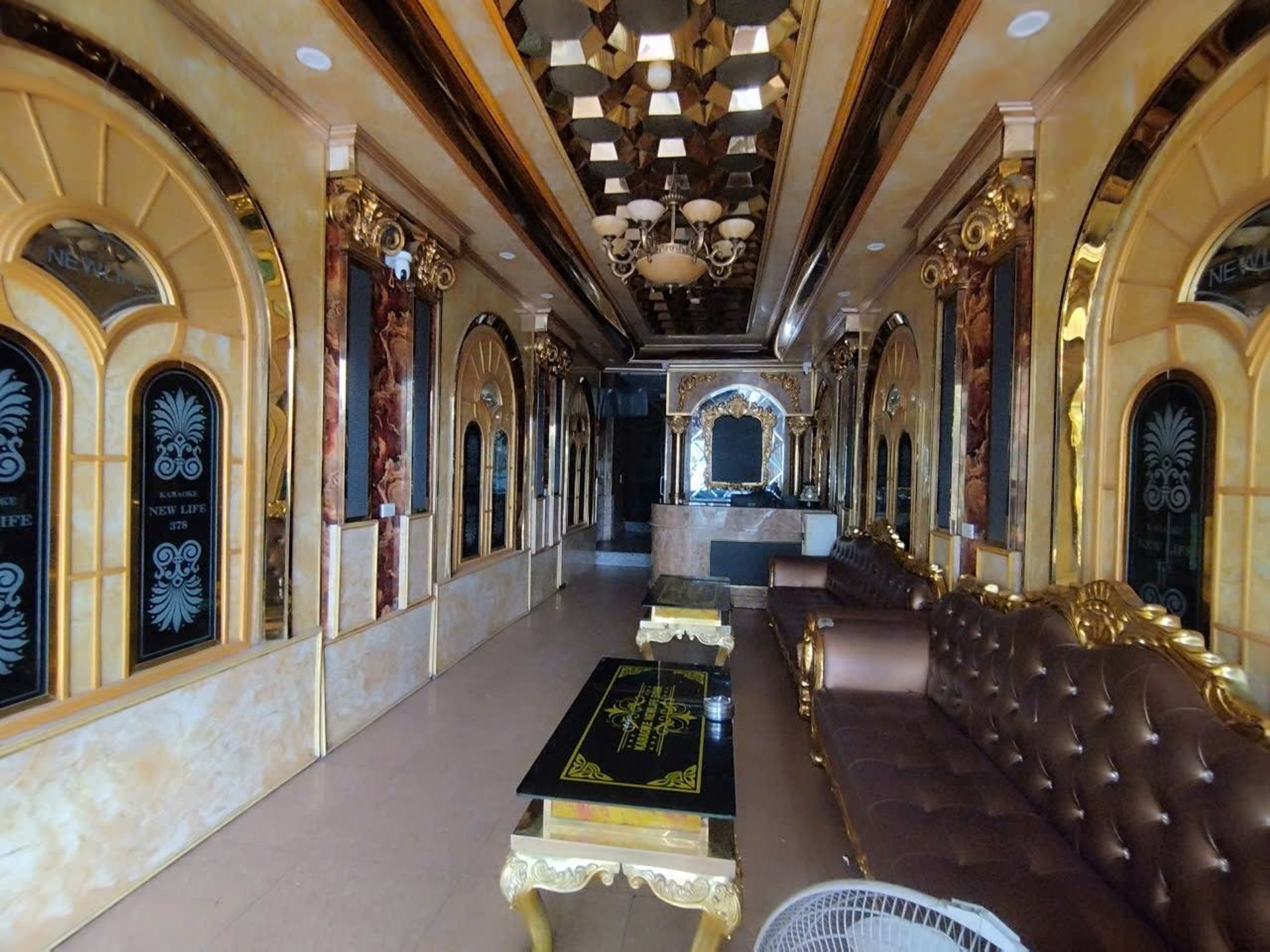 Bán nhà Kim Giang - diện tích 83m2 6 tầng - Mặt phố VIP kinh doanh sầm uất - giá 43 tỷ