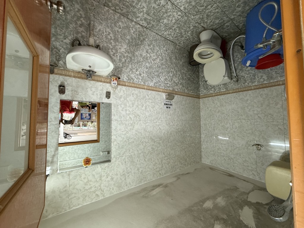 Bán nhà K16 - diện tích 134m2 1 tầng - khu vực dân trí cao - giá 7,9 tỷ