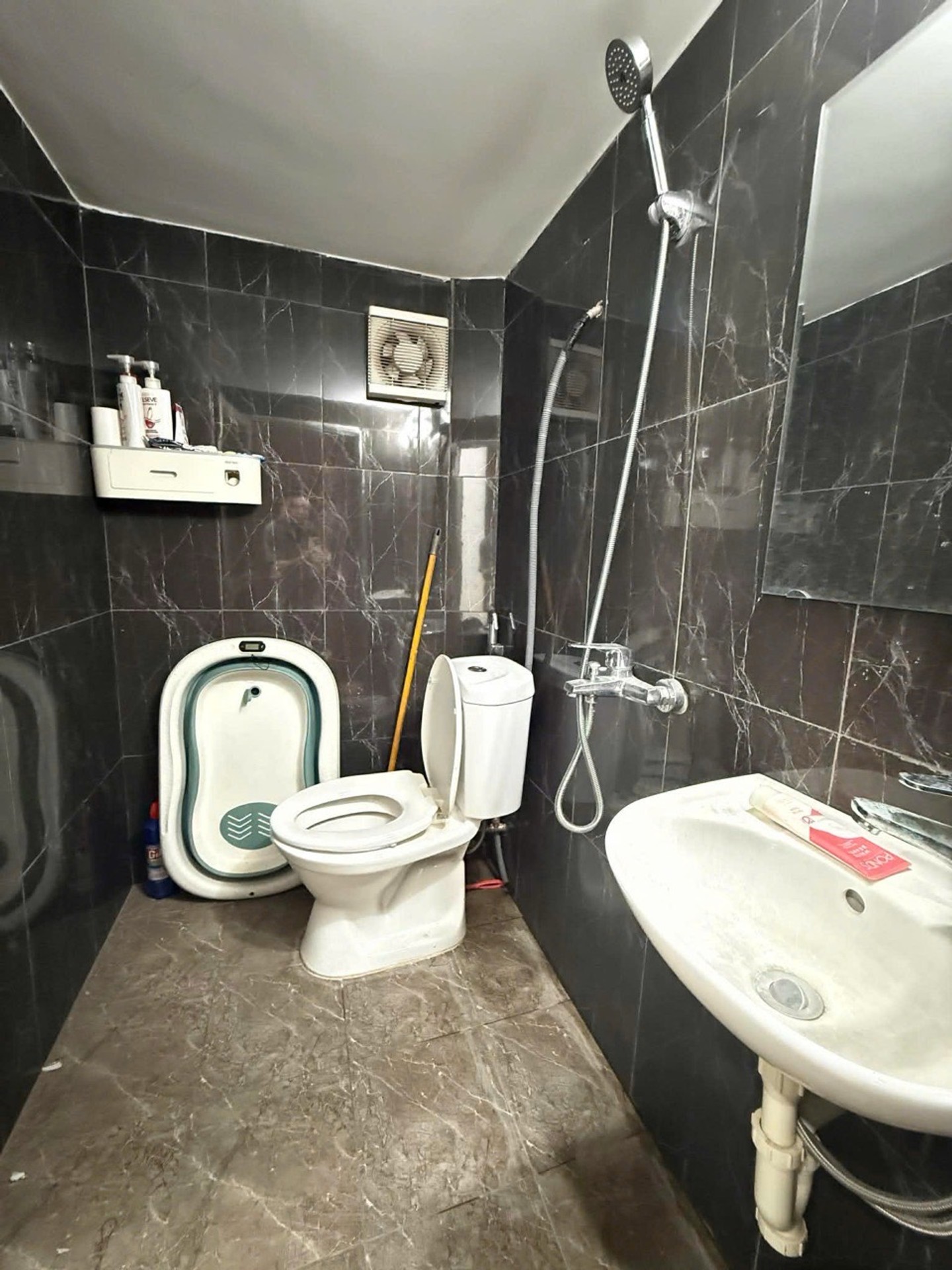 Bán nhà Sở Thượng - diện tích 32m2 2 tầng - Mặt phố - giá 9,3 tỷ