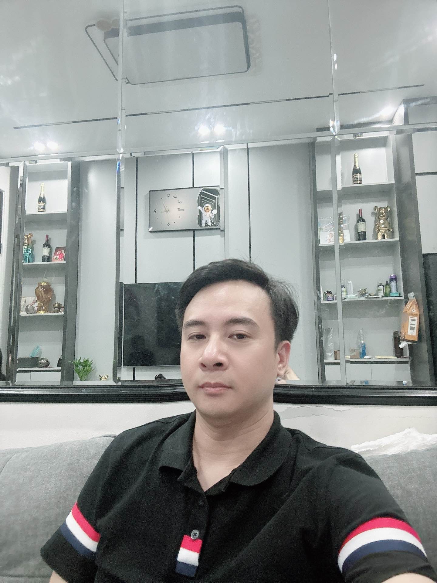 Bán nhà Kim Mã - diện tích 20m2 4 tầng - Ngõ thông, gần Đại Sứ Quán - giá 6,8 tỷ