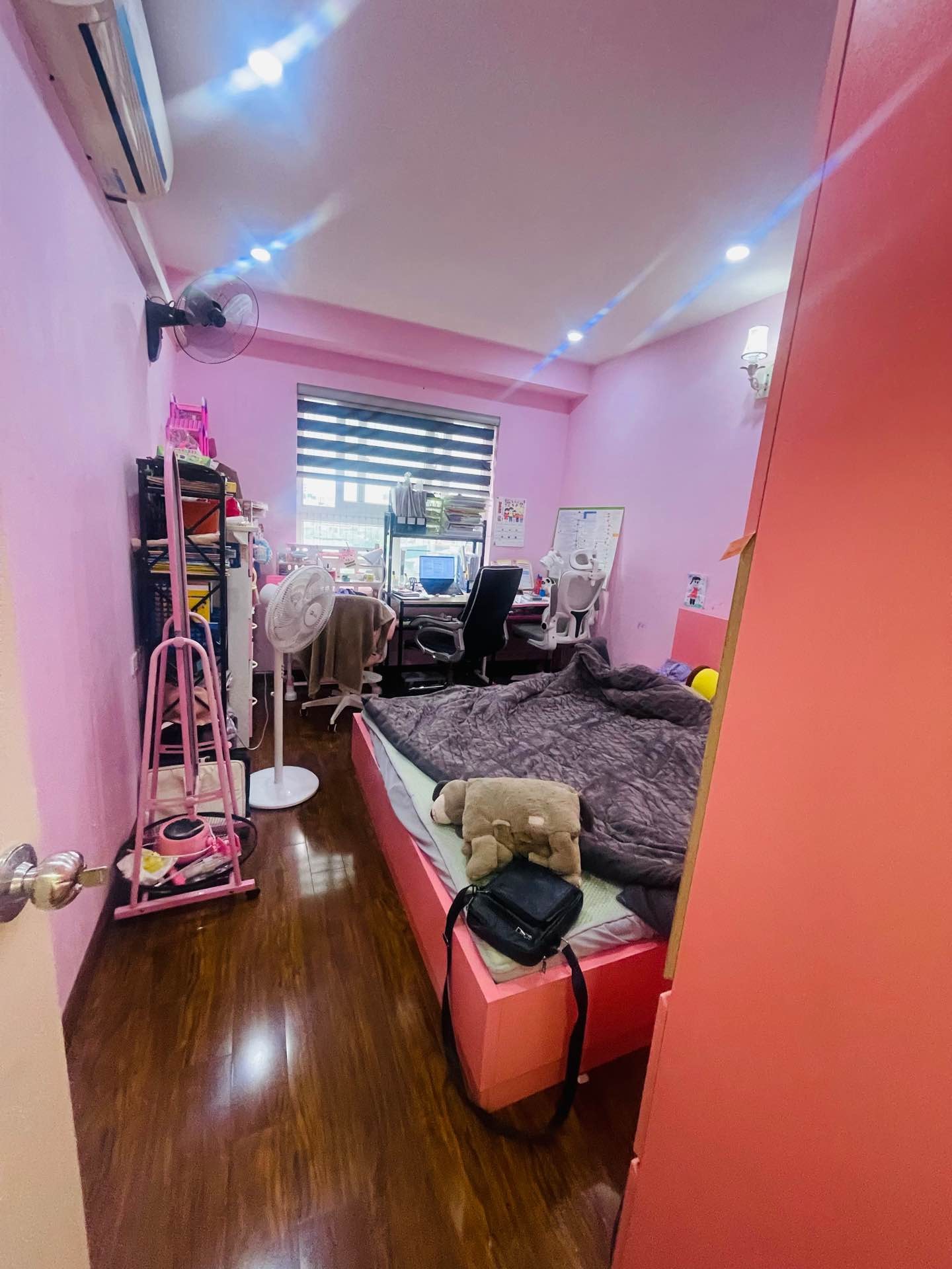 Bán nhà Trần Hòa - diện tích 103m2 1 tầng - Căn hộ lô góc - giá 8,2 tỷ