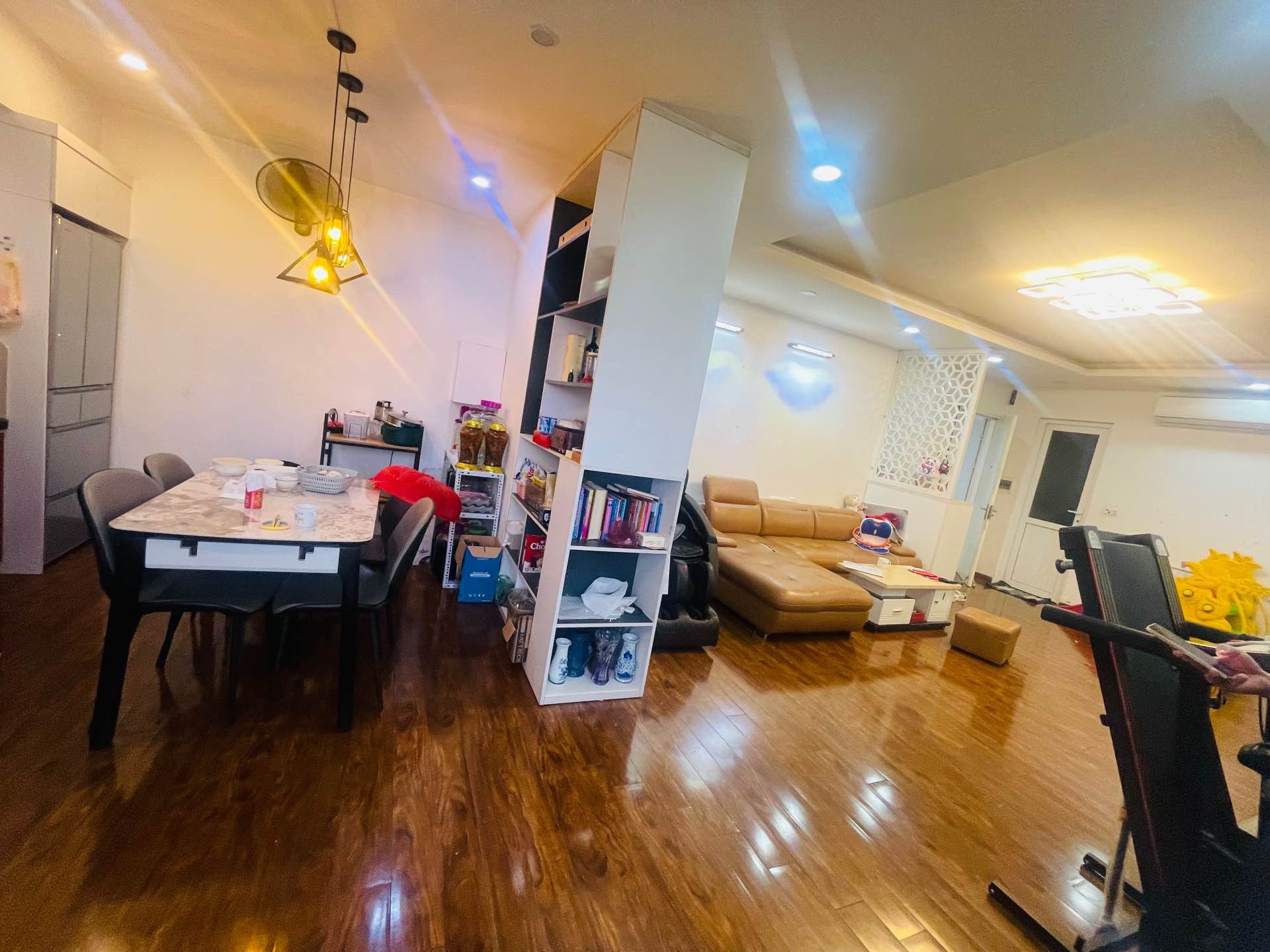 Bán nhà Trần Hòa - diện tích 103m2 1 tầng - Căn hộ lô góc - giá 8,2 tỷ