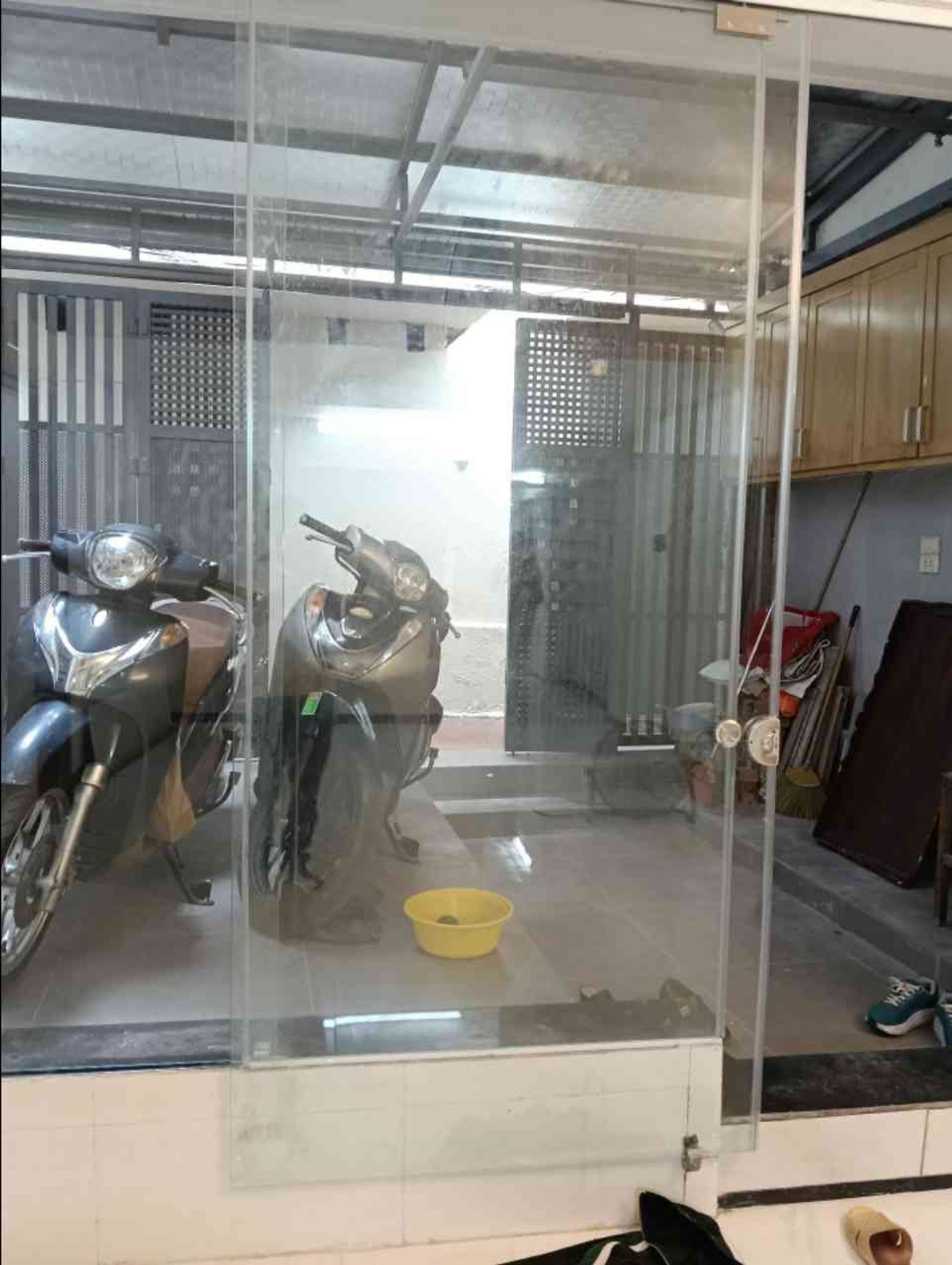Bán nhà Tạ Quang Bửu - diện tích 25m2 1 tầng - Ô tô cách 1 nhà - giá 6,5 tỷ