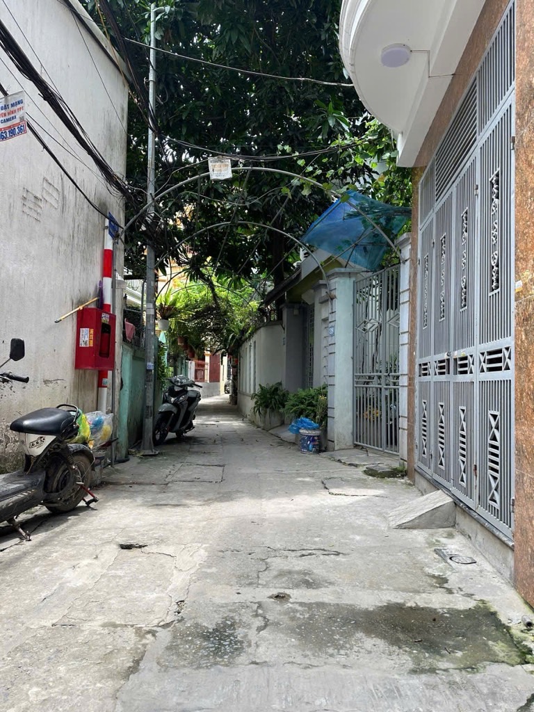 Bán nhà Bằng Liệt - diện tích 35m2 4 tầng - Nhà 3 mặt thoáng cực đẹp - giá 7,26 tỷ