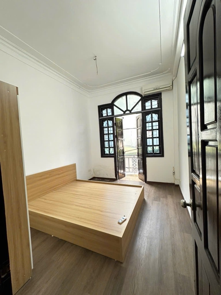 Bán nhà Bằng Liệt - diện tích 35m2 4 tầng - Nhà 3 mặt thoáng cực đẹp - giá 7,26 tỷ