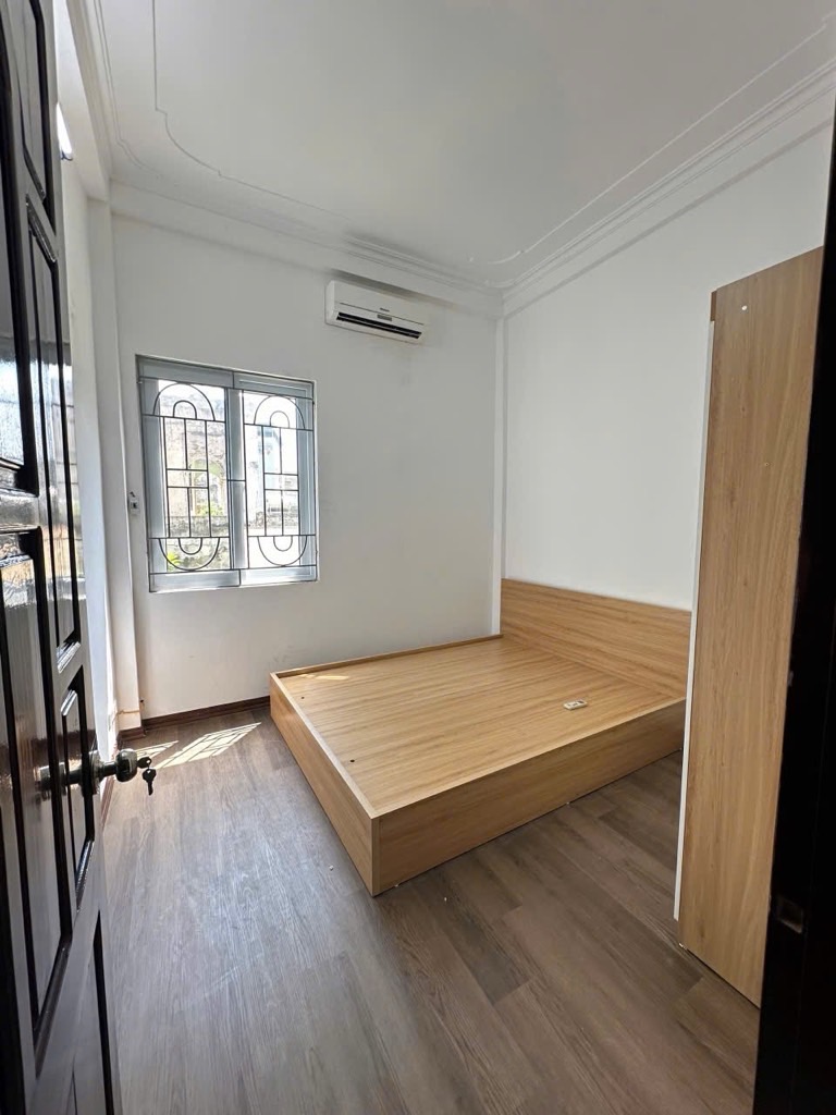 Bán nhà Bằng Liệt - diện tích 35m2 4 tầng - Nhà 3 mặt thoáng cực đẹp - giá 7,26 tỷ
