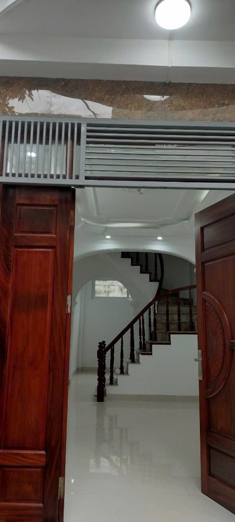 Bán nhà Bằng Liệt - diện tích 35m2 4 tầng - Nhà 3 mặt thoáng cực đẹp - giá 7,26 tỷ