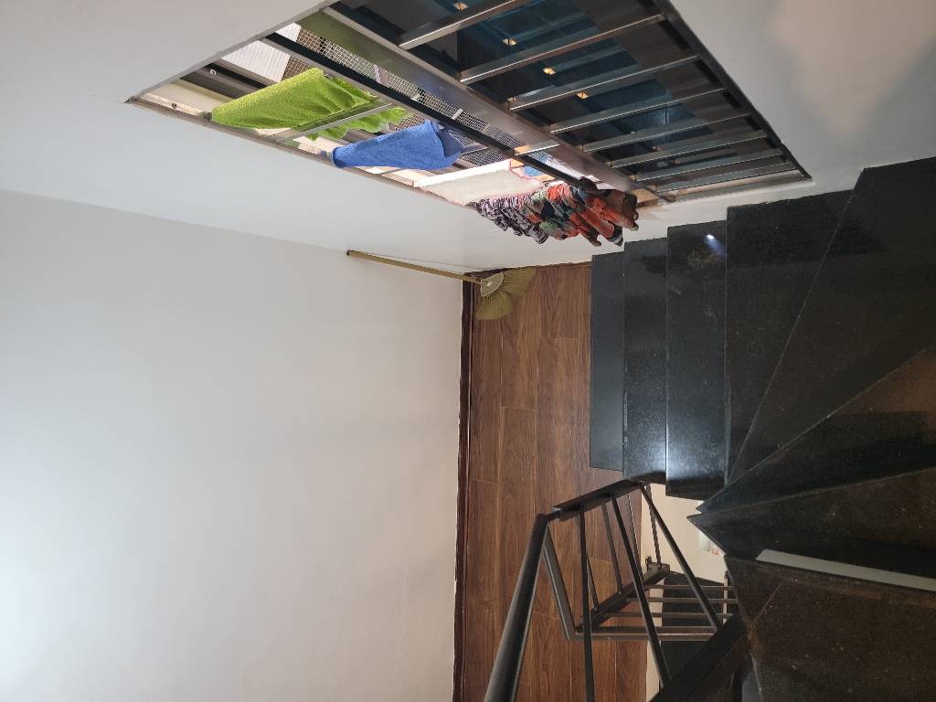 Bán nhà Hoàng Mai - diện tích 27m2 4 tầng - Nhà mới đẹp, giao thông thuận tiện - giá 6,68 tỷ