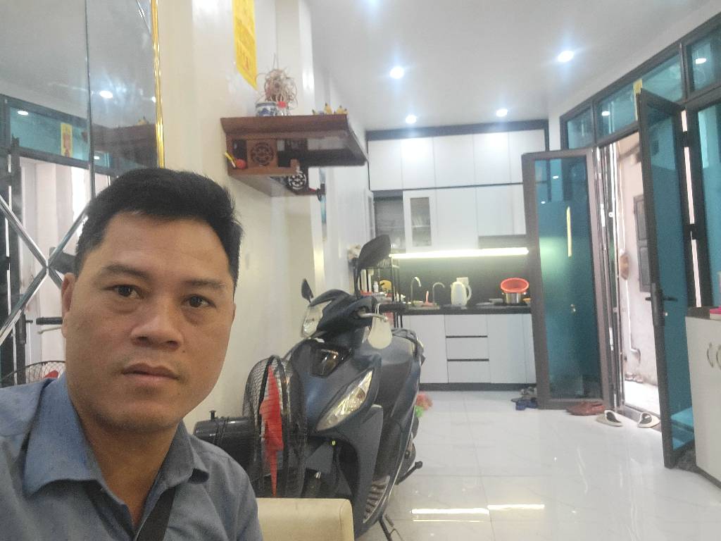 Bán nhà Hoàng Mai - diện tích 27m2 4 tầng - Nhà mới đẹp, giao thông thuận tiện - giá 6,68 tỷ