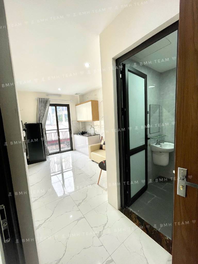 Bán nhà Nguyễn Ngọc Nại - diện tích 81.7m2 7 tầng - ô tô vào nhà - giá 30 tỷ