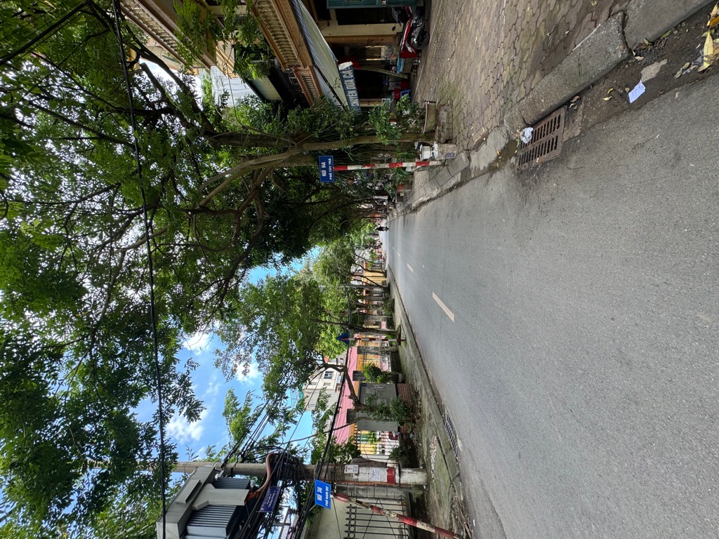 Bán nhà Tây Trà - diện tích 90m2 4 tầng - Ô TÔ TRÁNH - giá 28 tỷ