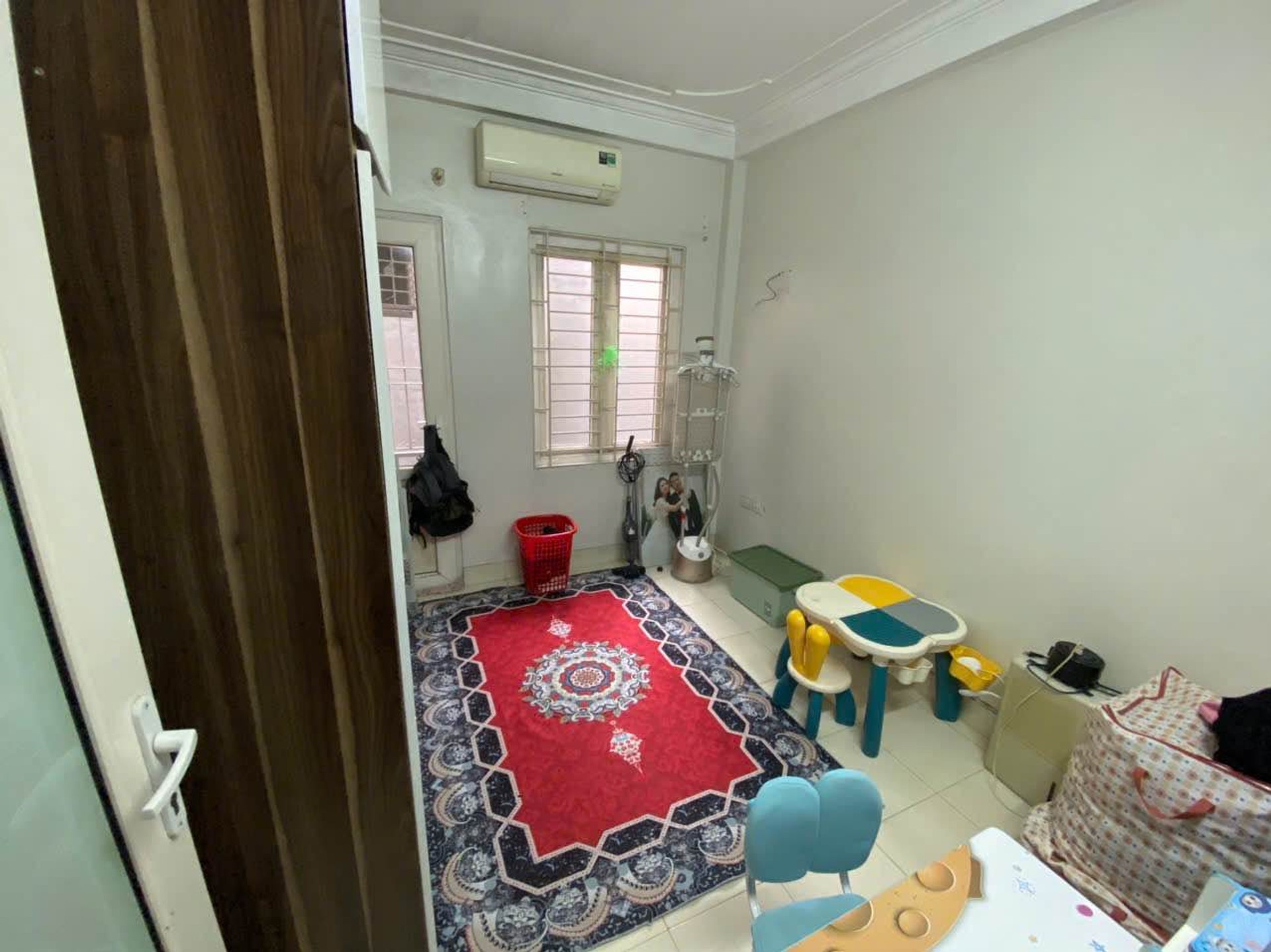 Bán nhà Định Công Thượng - diện tích 39m2 4 tầng - Nhà Không Quy Hoạch - giá 8,7 tỷ