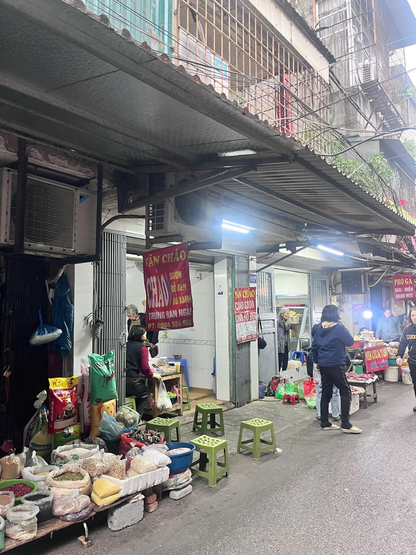 Bán nhà Thanh Nhàn - diện tích 14m2 1 tầng - Nhà B2 Tập thể Trại Găng - giá 4,75 tỷ