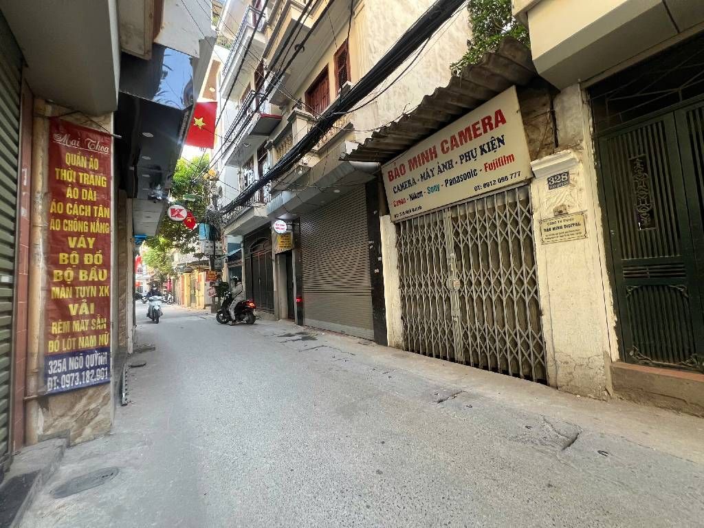 Bán nhà Hai Bà Trưng - diện tích 61m2 3 tầng - Ô TÔ, KINH DOANH - giá 11,9 tỷ