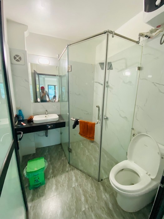 Bán nhà Lĩnh Nam - diện tích 64m2 7 tầng - Đang cập nhật - giá 35 tỷ