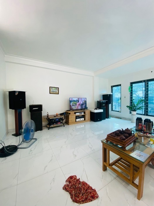 Bán nhà Lĩnh Nam - diện tích 64m2 7 tầng - Đang cập nhật - giá 35 tỷ