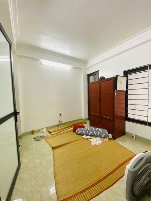 Bán nhà Lĩnh Nam - diện tích 64m2 7 tầng - Đang cập nhật - giá 35 tỷ