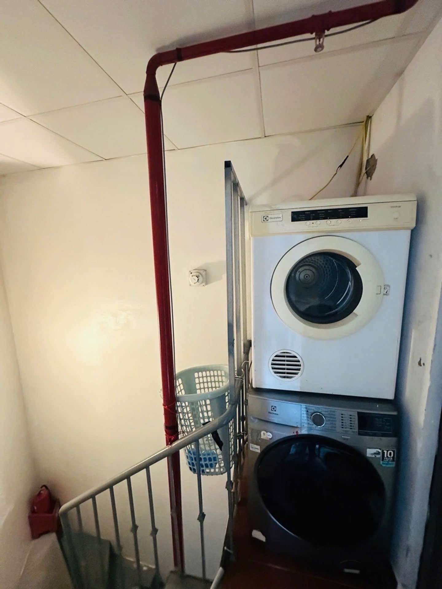 Bán nhà Trần Khát Chân - diện tích 41m2 5 tầng - Nhà mặt tiền rộng, chia làm 2 căn riêng biệt - giá 12,8 tỷ