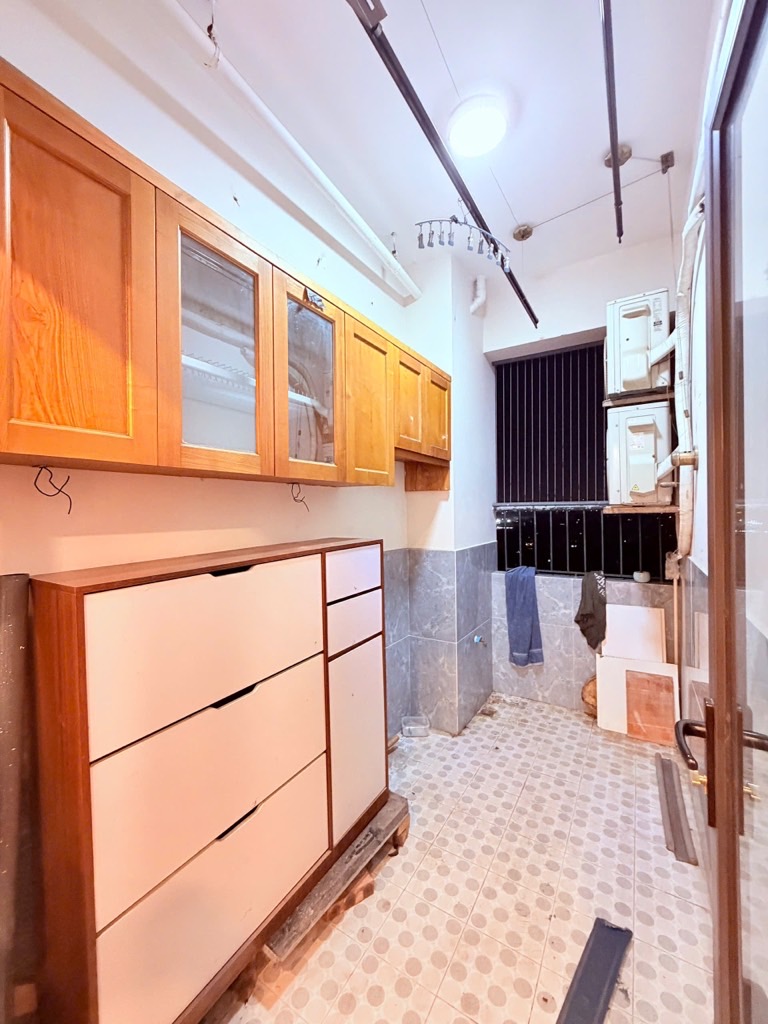 Bán nhà Bùi Xương Trạch - diện tích 67m2 1 tầng - Căn hộ lô góc - giá 5,7 tỷ