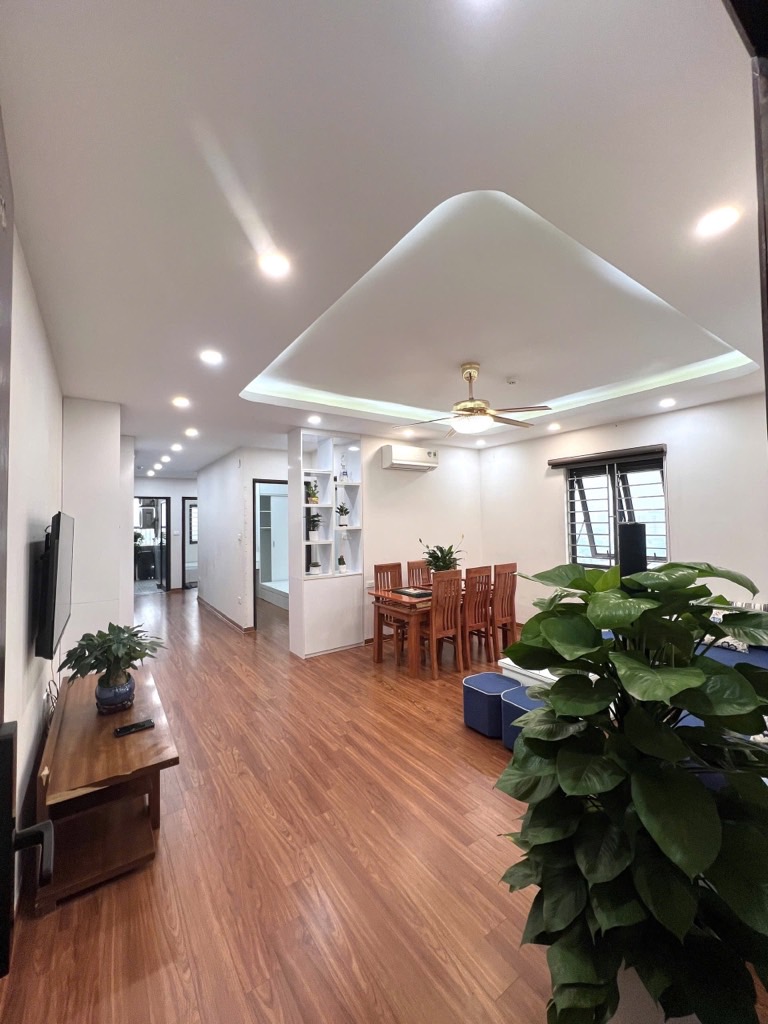 Bán nhà Bùi Xương Trạch - diện tích 67m2 1 tầng - Căn hộ lô góc - giá 5,7 tỷ