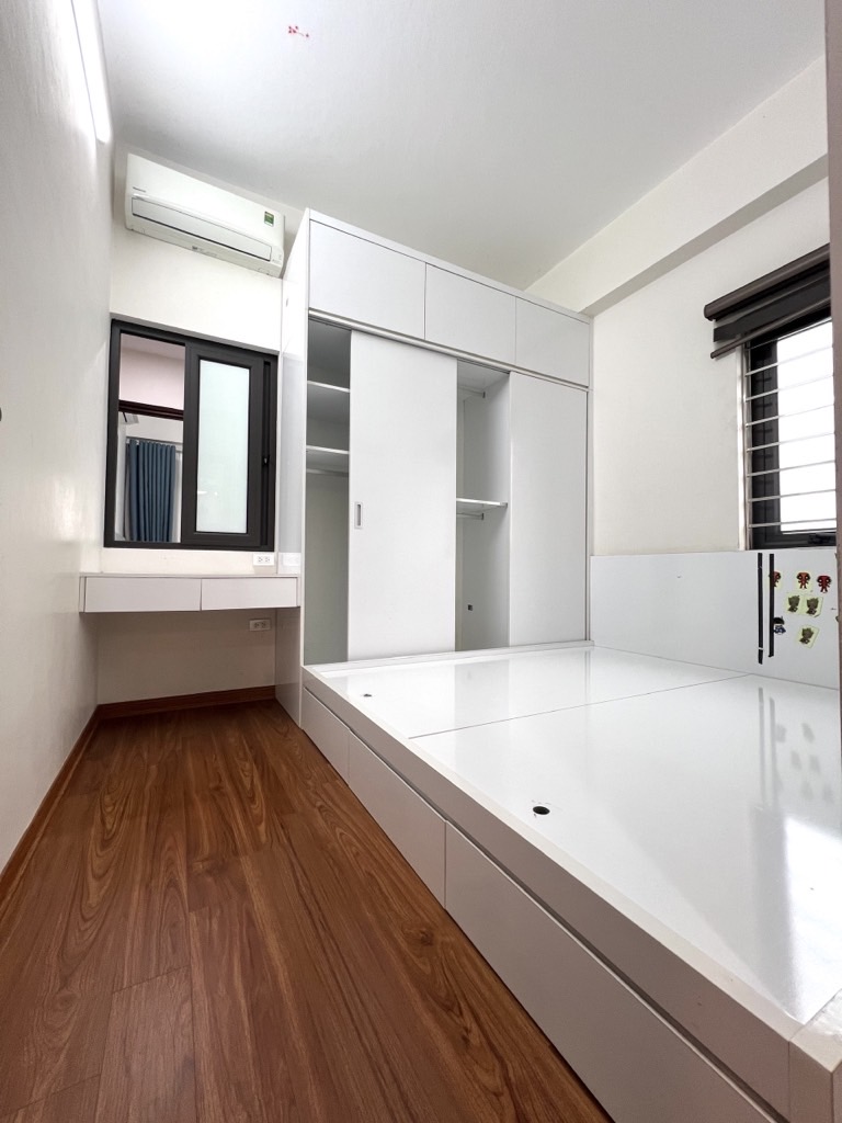 Bán nhà Bùi Xương Trạch - diện tích 67m2 1 tầng - Căn hộ lô góc - giá 5,7 tỷ