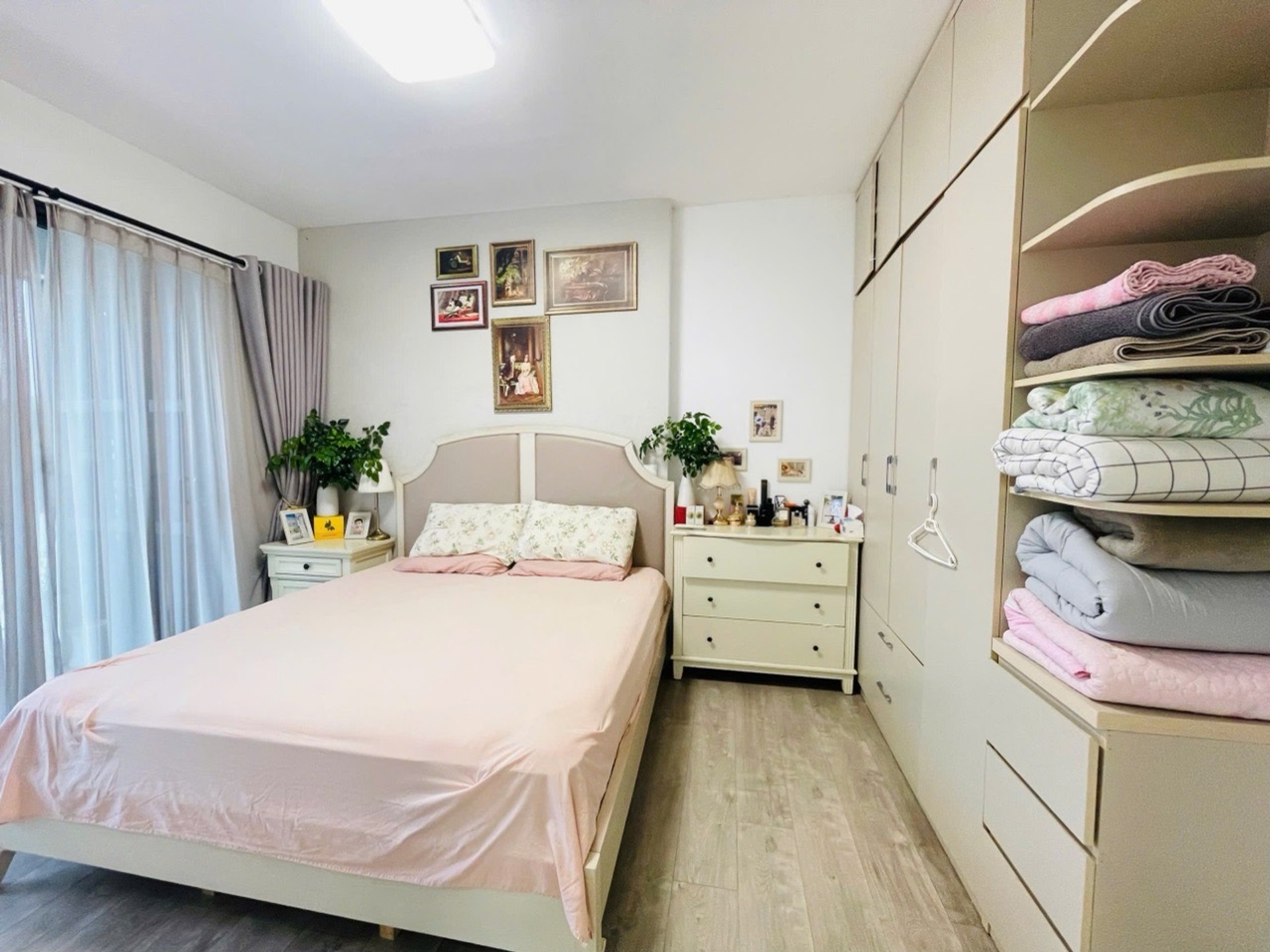 Bán nhà Minh Khai - diện tích 97m2 11 tầng - Lô góc 3 mặt thoáng - giá 11,4 tỷ