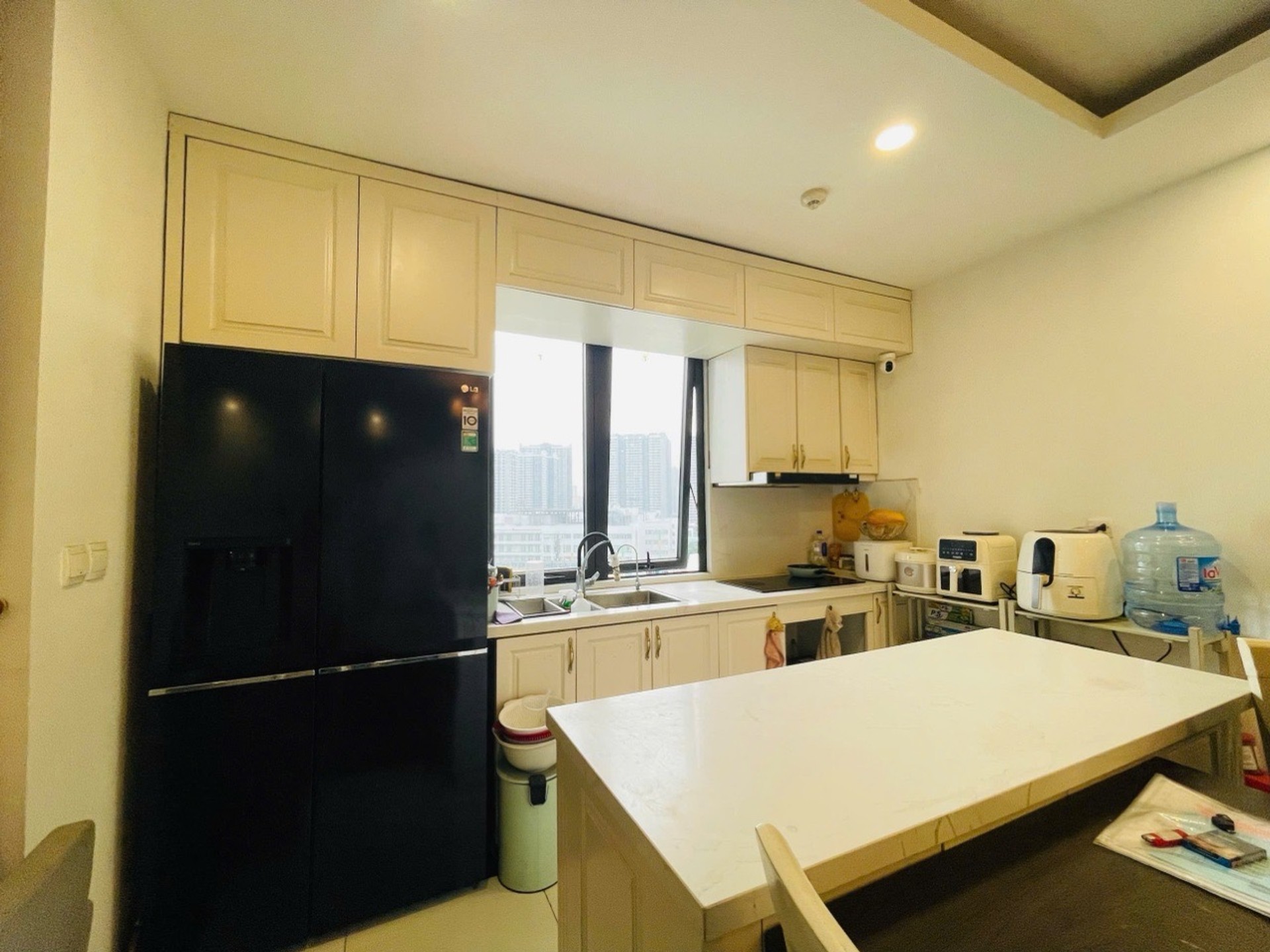 Bán nhà Minh Khai - diện tích 97m2 11 tầng - Lô góc 3 mặt thoáng - giá 11,4 tỷ