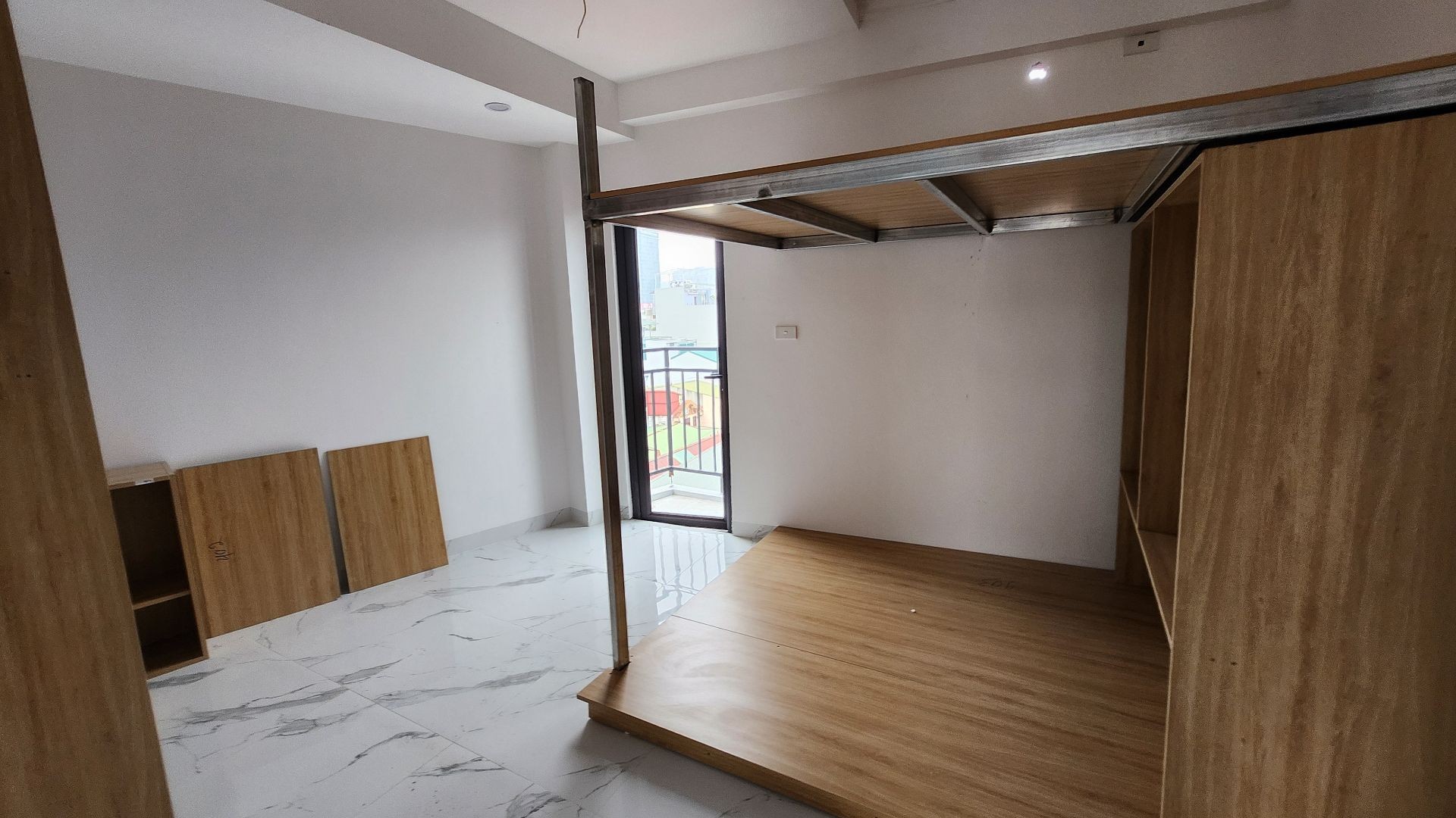 Bán nhà Pháo Đài Láng - diện tích 85m2 10 tầng - Đang cập nhật - giá 27 tỷ