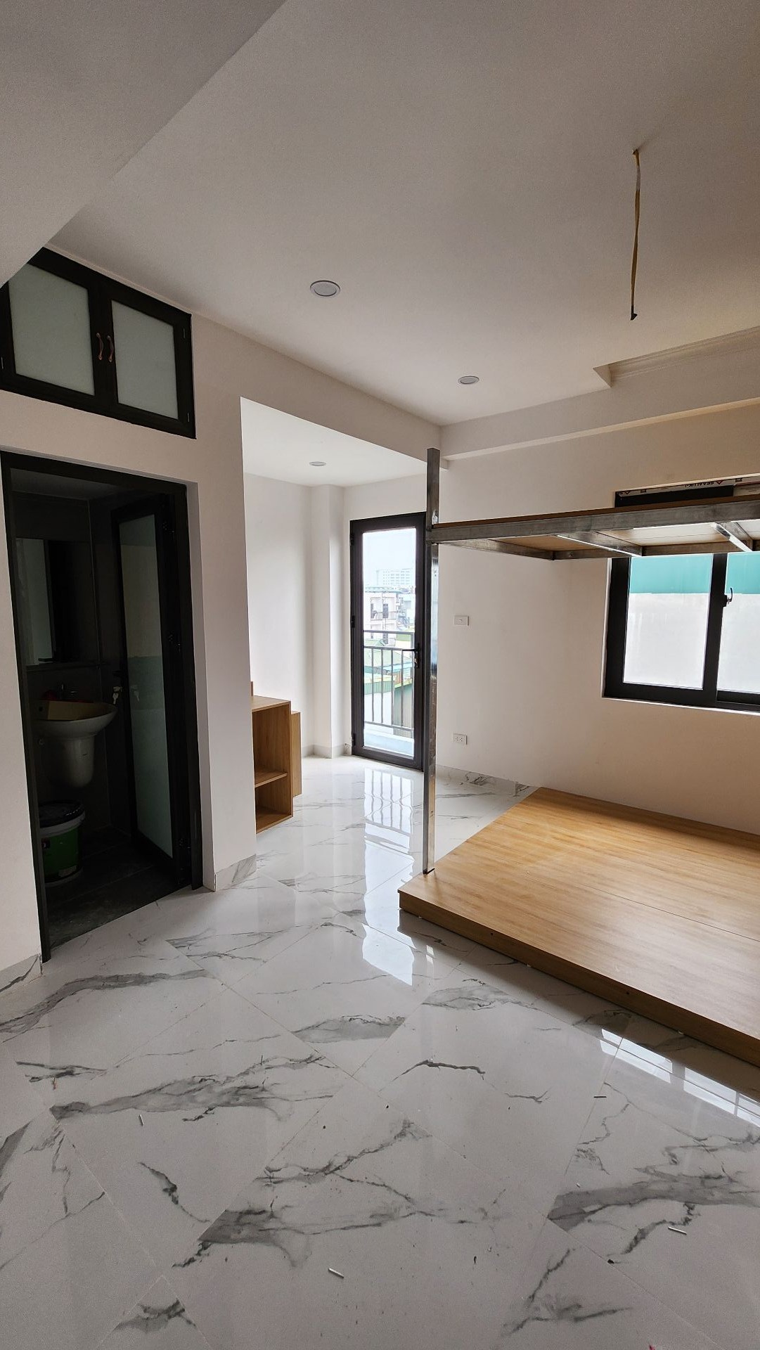 Bán nhà Pháo Đài Láng - diện tích 85m2 10 tầng - Đang cập nhật - giá 27 tỷ