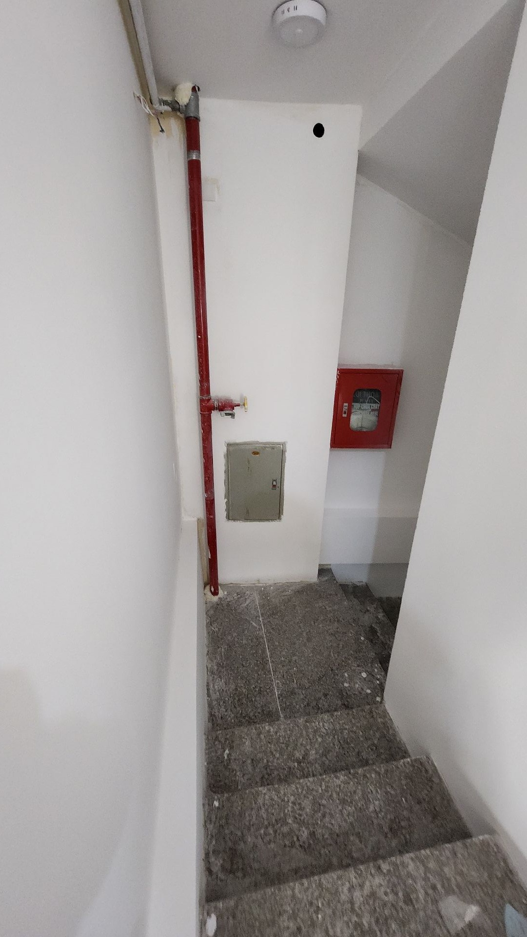 Bán nhà Pháo Đài Láng - diện tích 85m2 10 tầng - Đang cập nhật - giá 27 tỷ