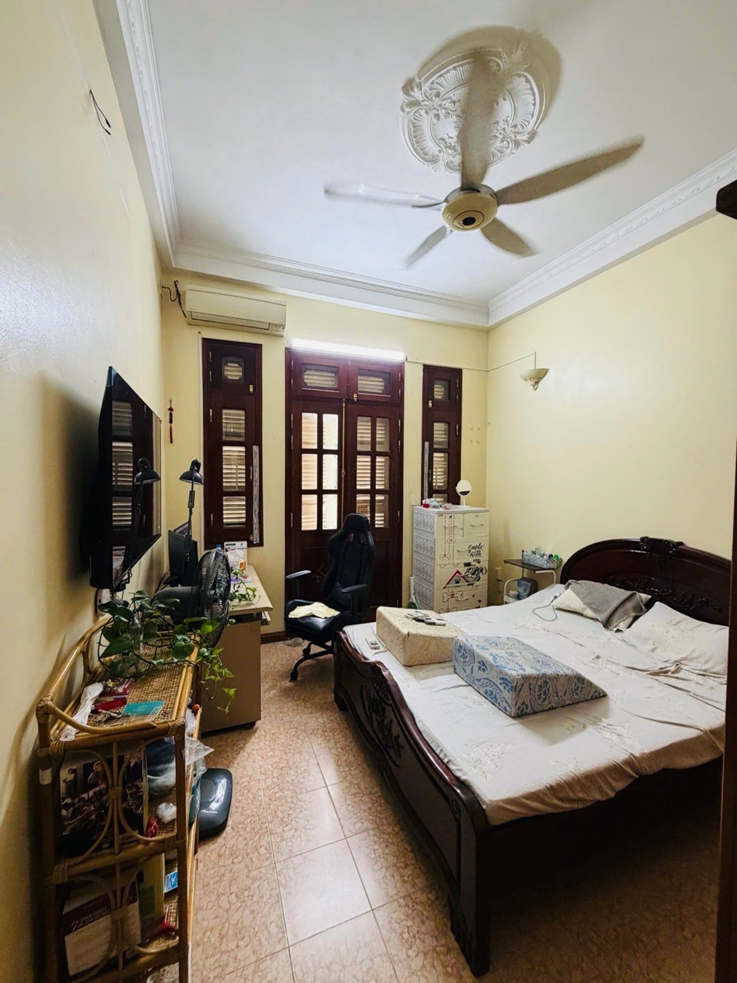 Bán nhà Minh Khai - diện tích 54m2 4 tầng - ô tô tránh - giá 16,5 tỷ