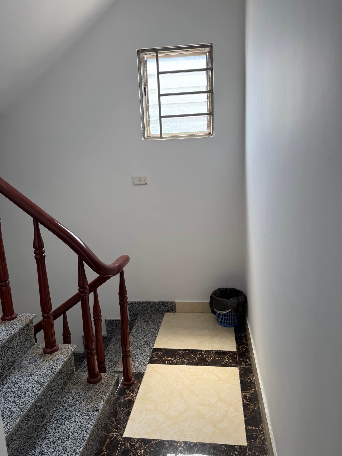 Bán nhà Giáp Nhị - diện tích 30m2 5 tầng - Ngõ ba gác - giá 7,5 tỷ