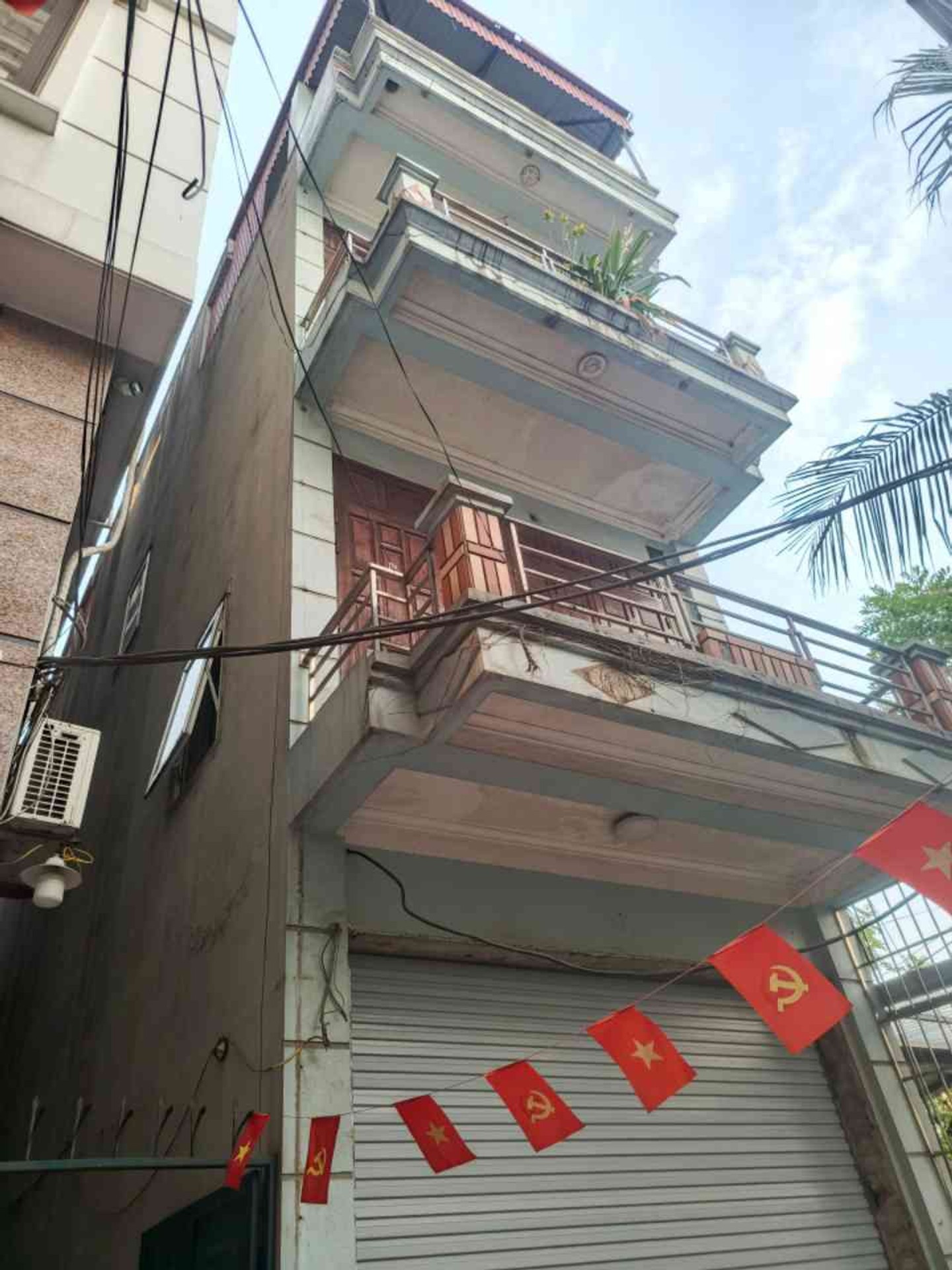 Bán nhà Giải Phóng - diện tích 69m2 4 tầng - LÔ GÓC 3 MẶT THOÁNG - giá 16,5 tỷ