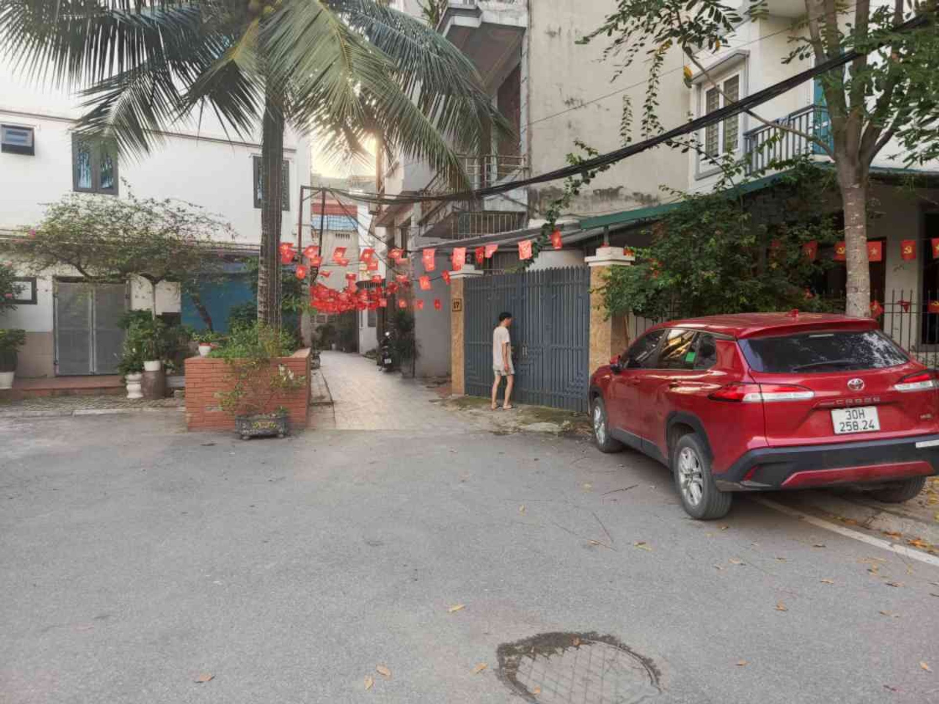 Bán nhà Giải Phóng - diện tích 69m2 4 tầng - LÔ GÓC 3 MẶT THOÁNG - giá 16,5 tỷ