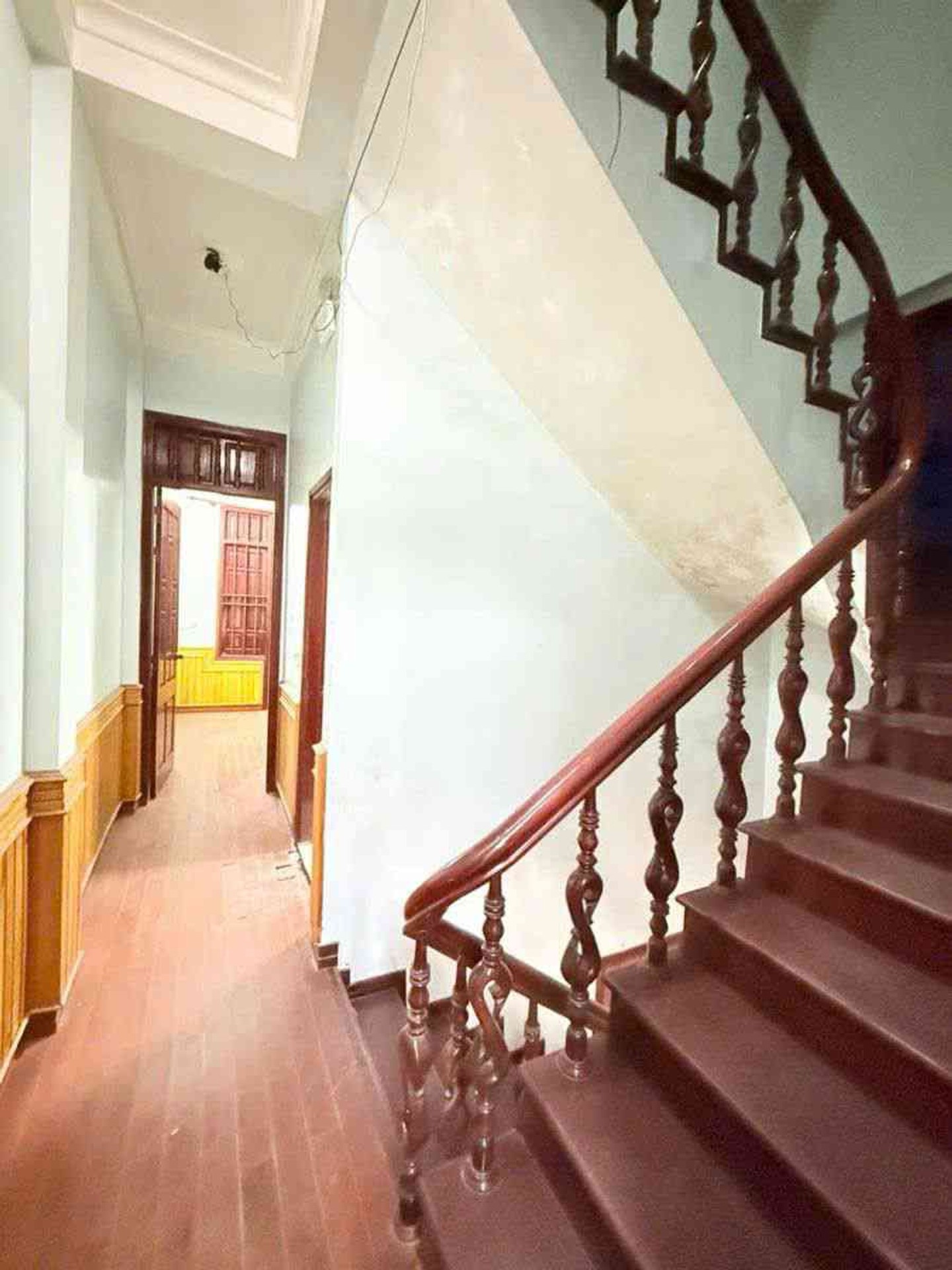 Bán nhà Giải Phóng - diện tích 69m2 4 tầng - LÔ GÓC 3 MẶT THOÁNG - giá 16,5 tỷ