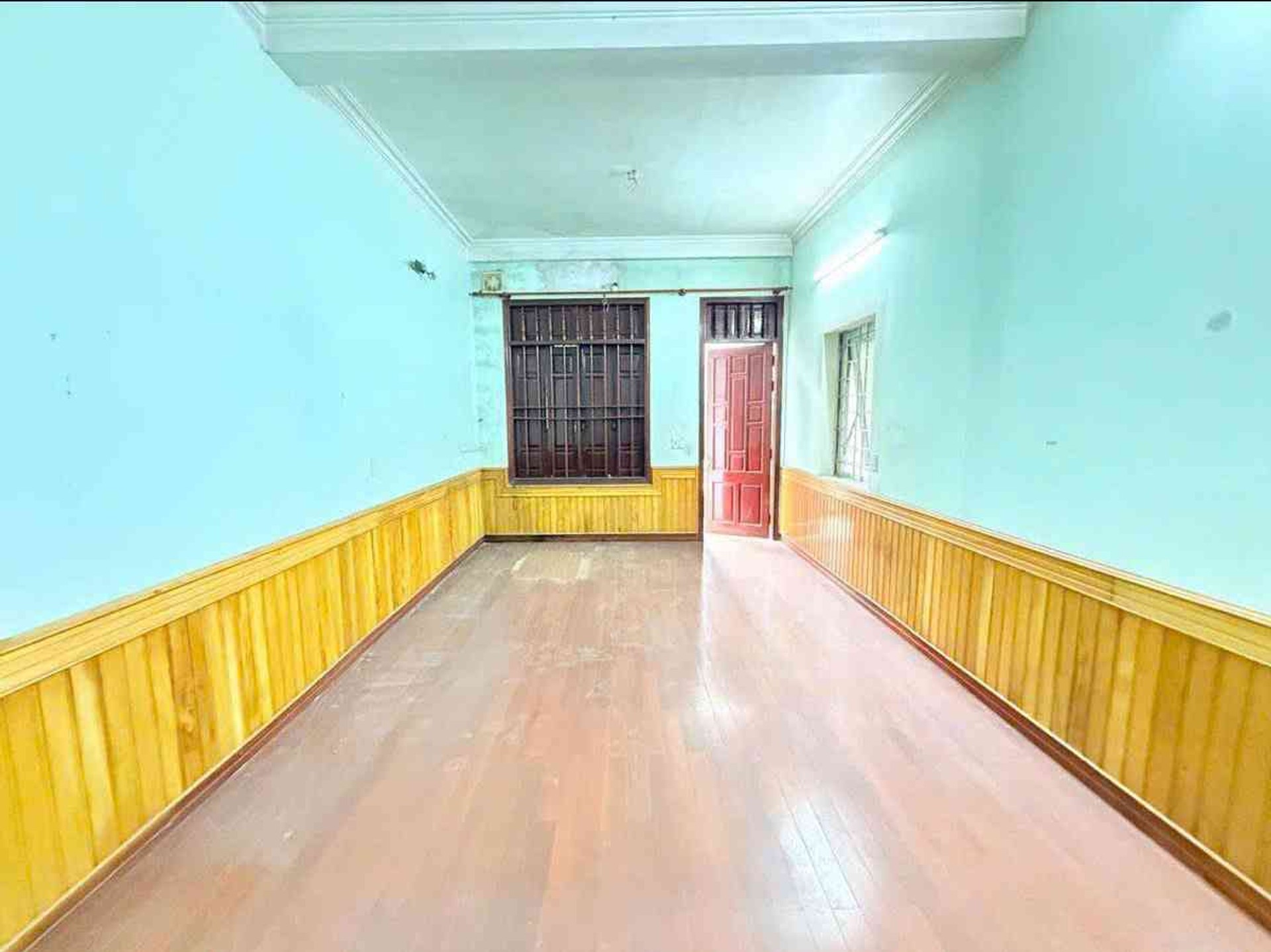 Bán nhà Giải Phóng - diện tích 69m2 4 tầng - LÔ GÓC 3 MẶT THOÁNG - giá 16,5 tỷ
