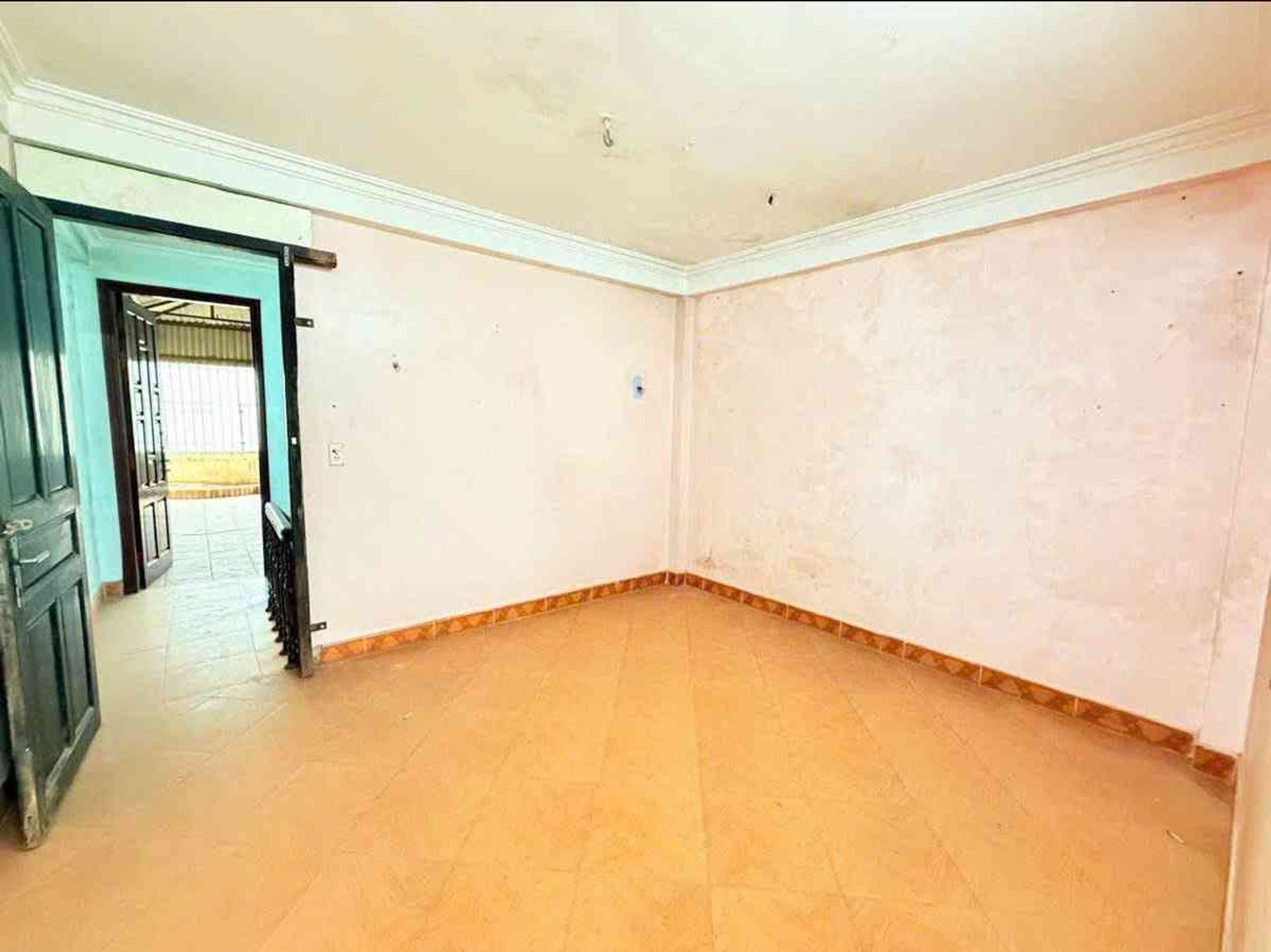 Bán nhà Giải Phóng - diện tích 69m2 4 tầng - LÔ GÓC 3 MẶT THOÁNG - giá 16,5 tỷ