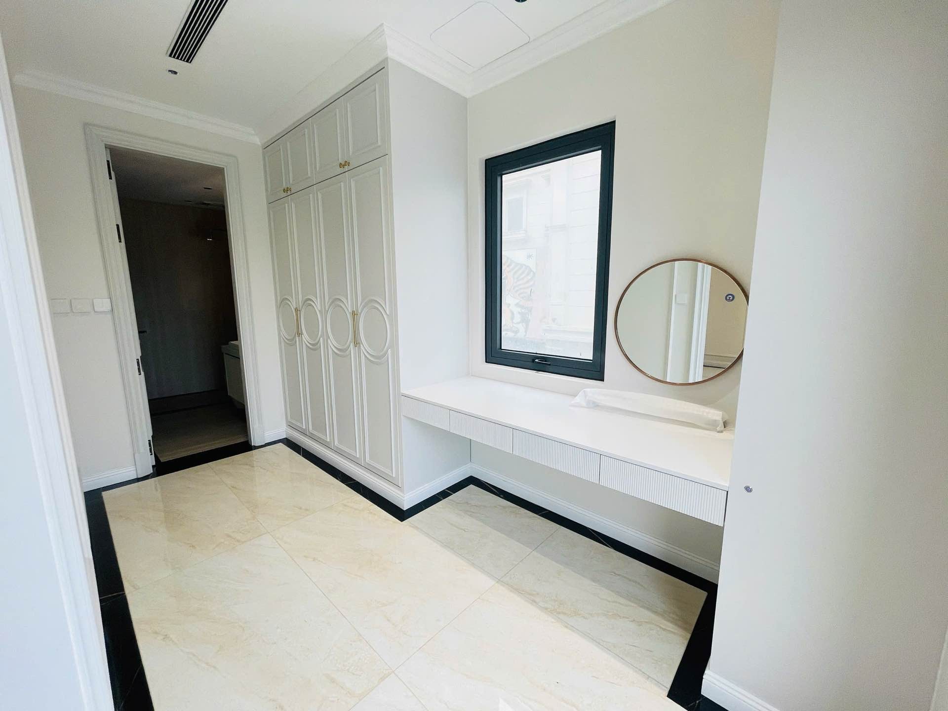 Bán nhà Tưởng Dân Bảo - diện tích 120m2 6 tầng - Lô góc 3 mặt thoáng - giá 52 tỷ