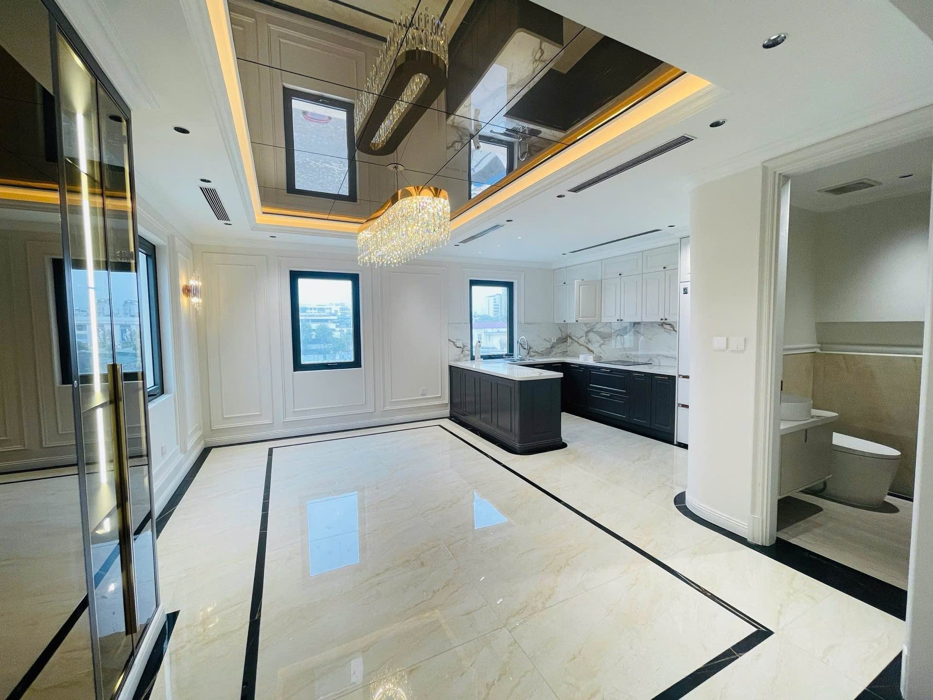 Bán nhà Tưởng Dân Bảo - diện tích 120m2 6 tầng - Lô góc 3 mặt thoáng - giá 52 tỷ