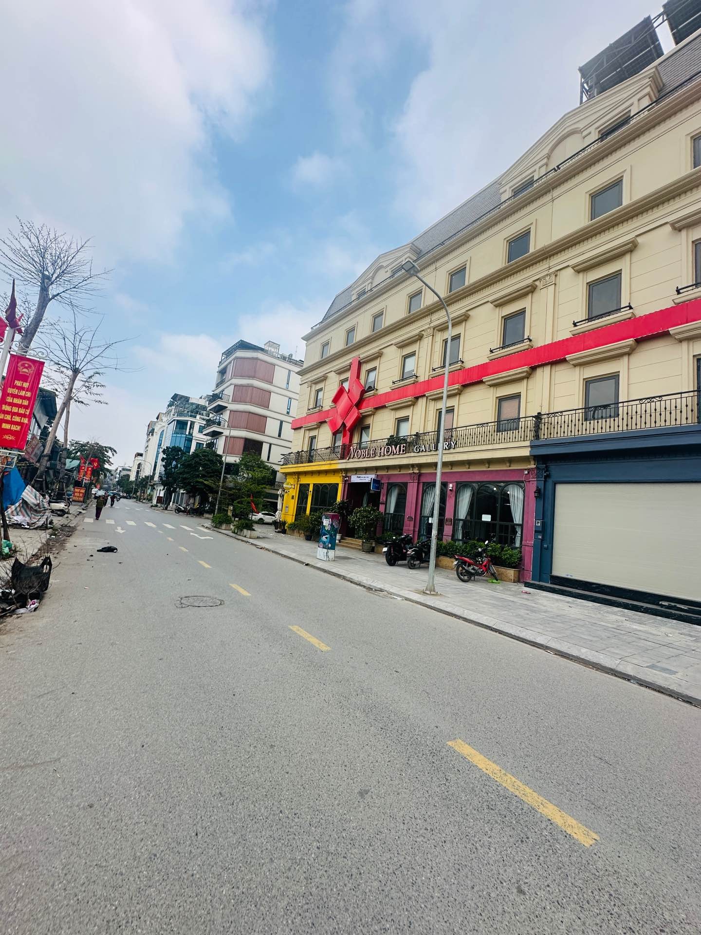 Bán nhà Tưởng Dân Bảo - diện tích 120m2 6 tầng - Lô góc 3 mặt thoáng - giá 52 tỷ