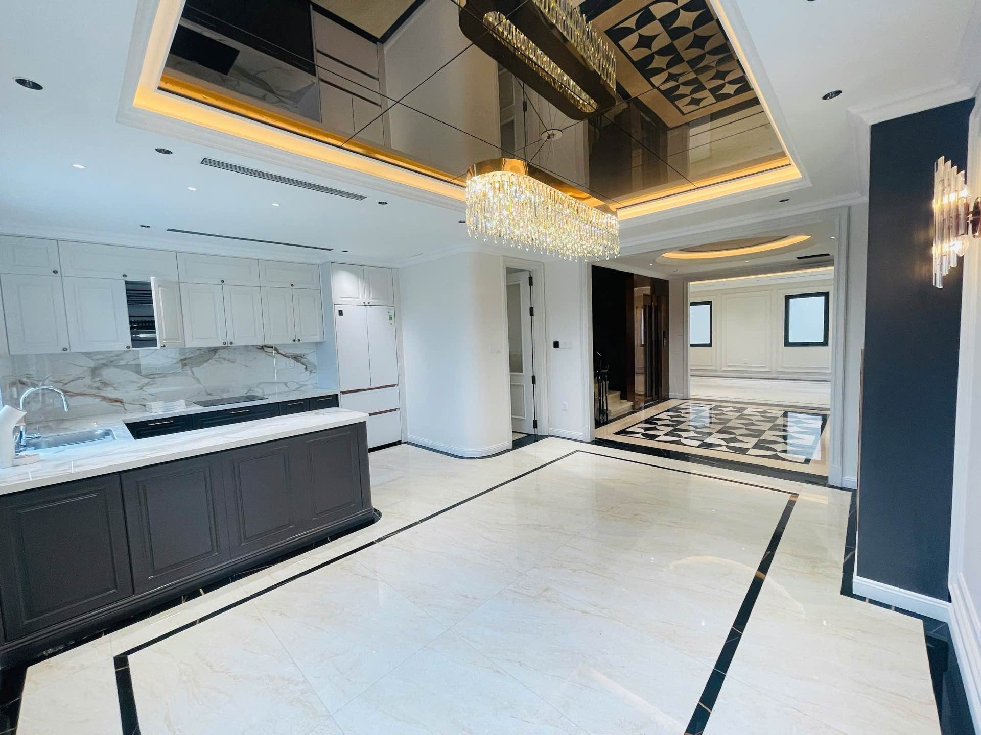 Bán nhà Tưởng Dân Bảo - diện tích 120m2 6 tầng - Lô góc 3 mặt thoáng - giá 52 tỷ