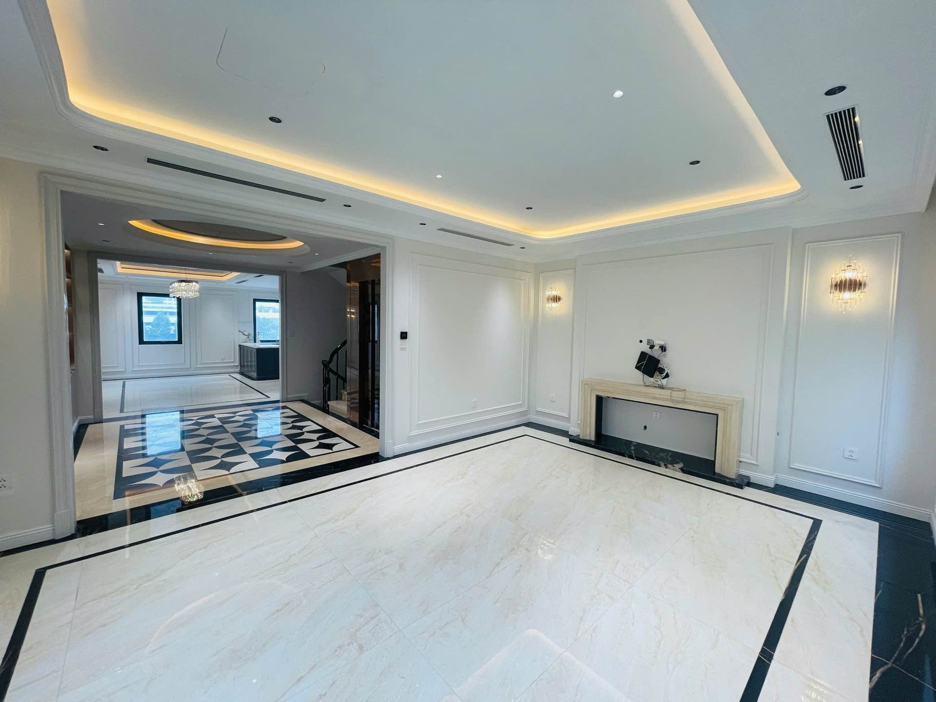 Bán nhà Tưởng Dân Bảo - diện tích 120m2 6 tầng - Lô góc 3 mặt thoáng - giá 52 tỷ