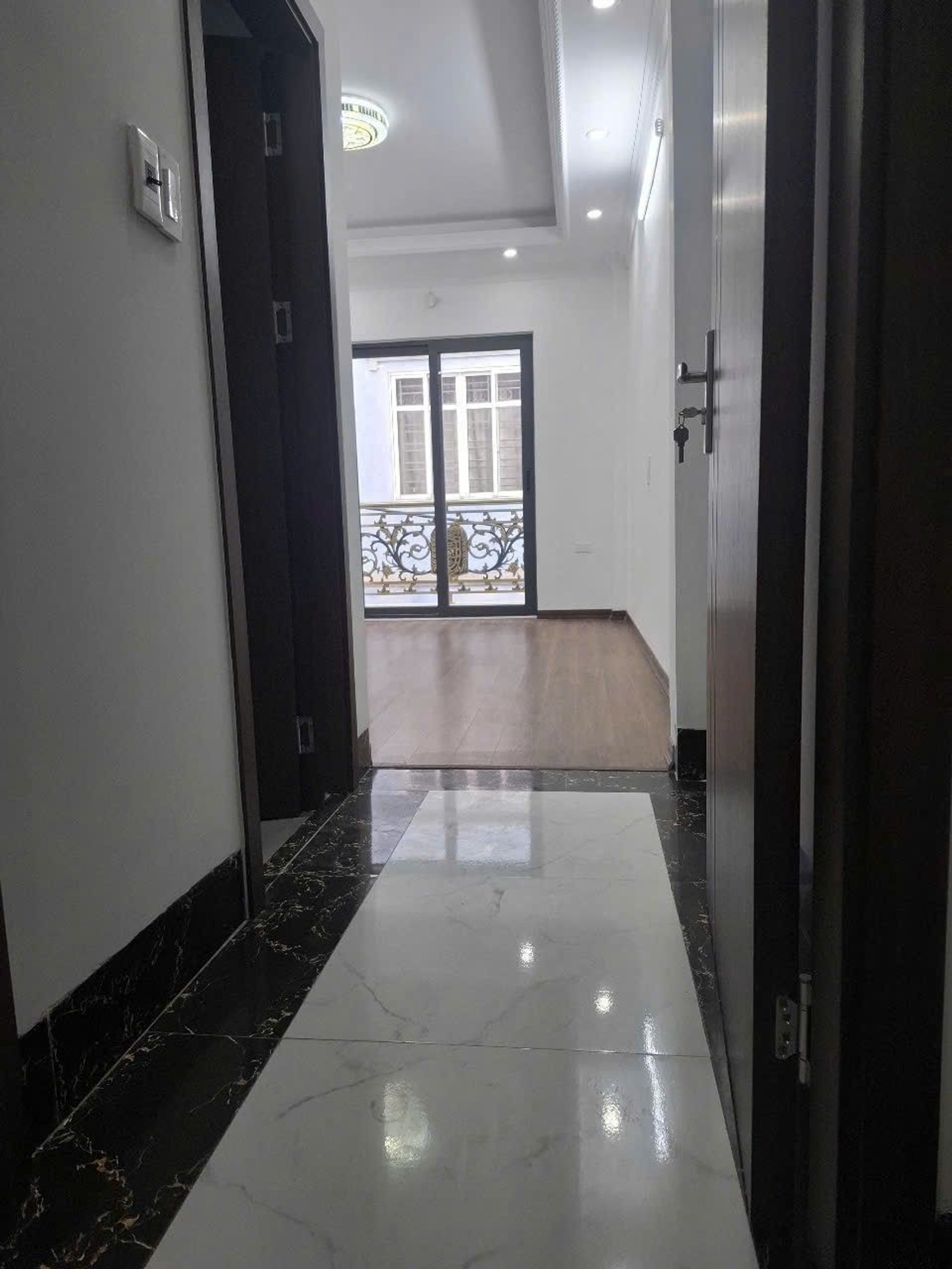 Bán nhà Thanh Đàm - diện tích 30m2 5 tầng - Nhà mới, ngõ nông thông - giá 7,2 tỷ