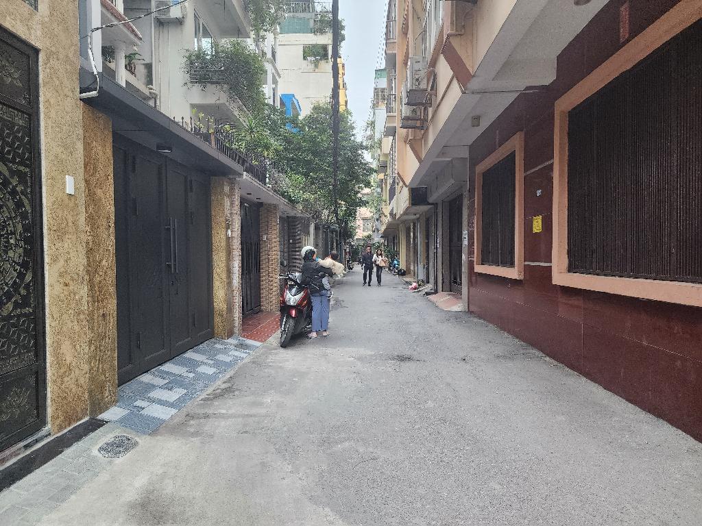 Bán nhà Thanh Nhàn - diện tích 112m2 9 tầng - Nhà lô góc, ô tô tránh - giá 54 tỷ