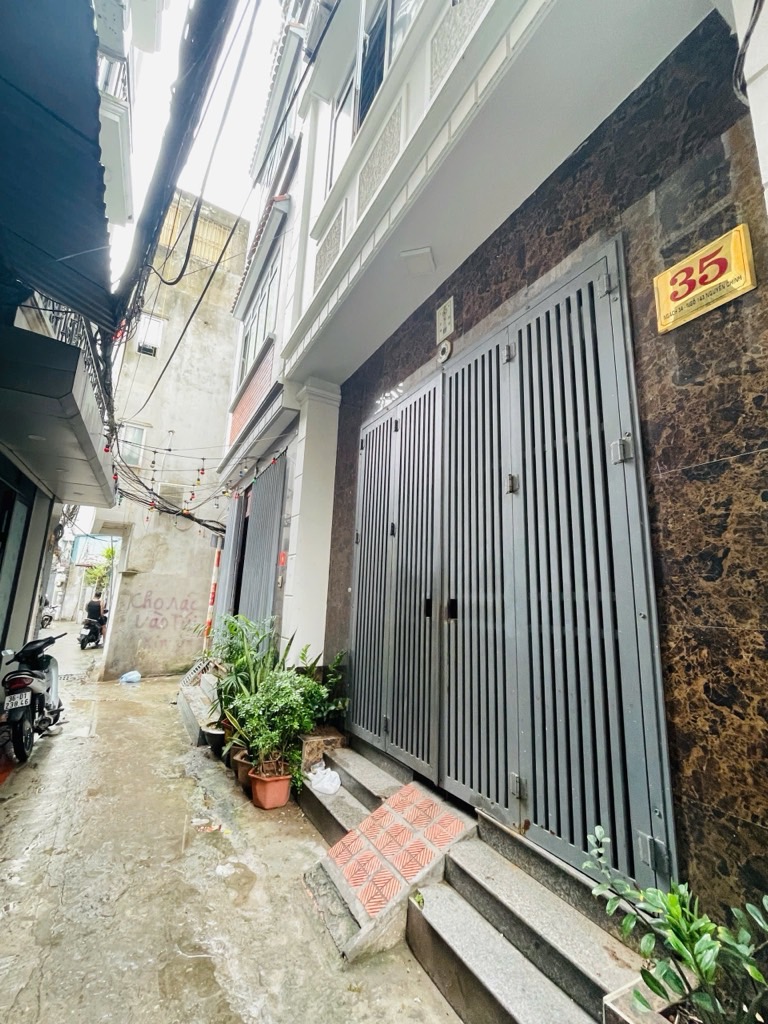 Bán nhà Nguyễn Chính - diện tích 44m2 4 tầng - 2 mặt ngõ - giá 14,8 tỷ