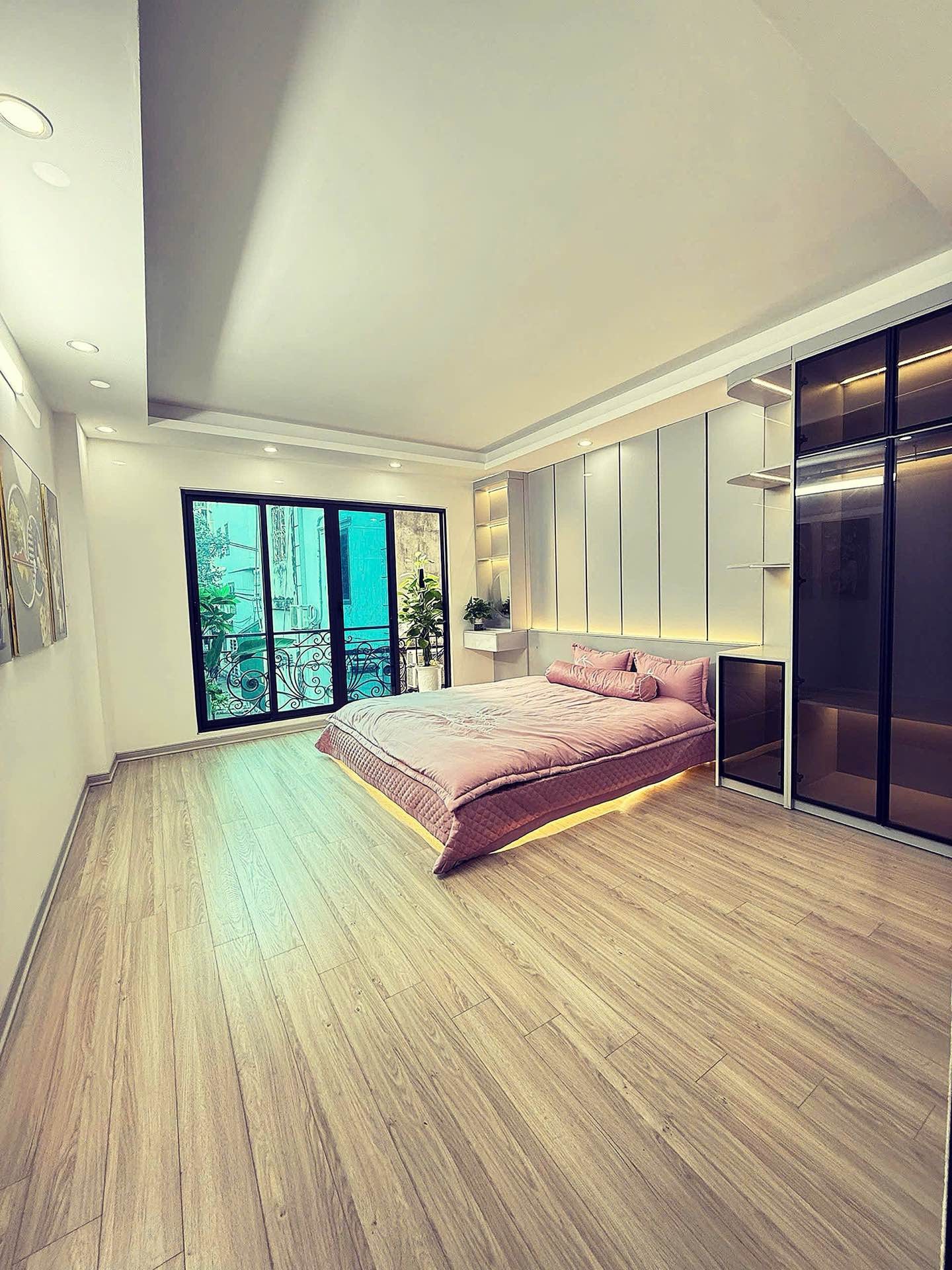 Bán nhà Giải Phóng - diện tích 32m2 6 tầng - thang máy - giá 8,9 tỷ
