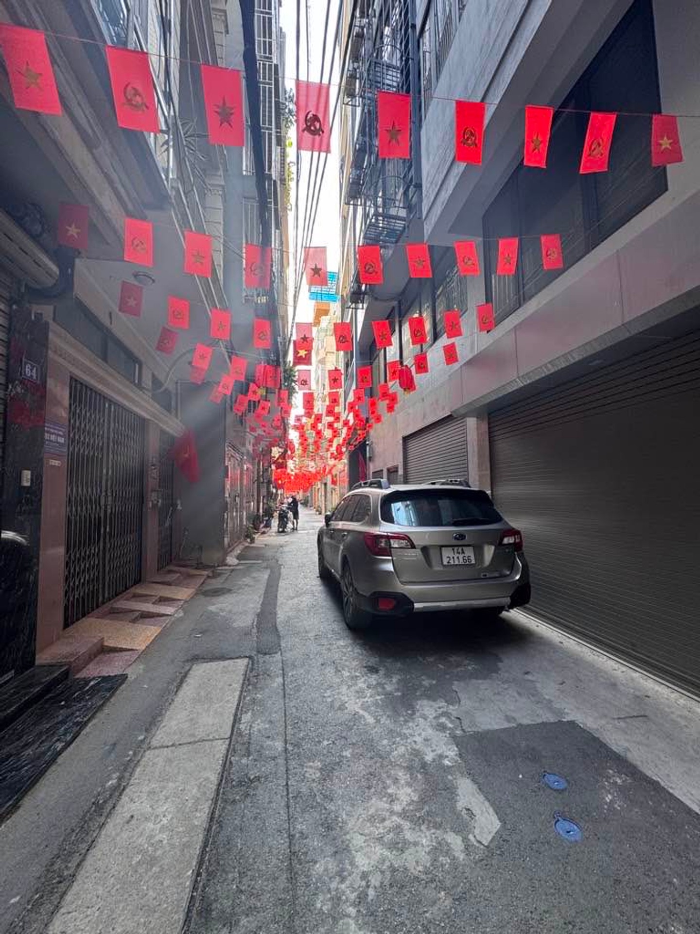 Bán nhà Lê Thanh Nghị - diện tích 58m2 1 tầng - Ô TÔ ĐỖ CỬA - giá 29,8 tỷ