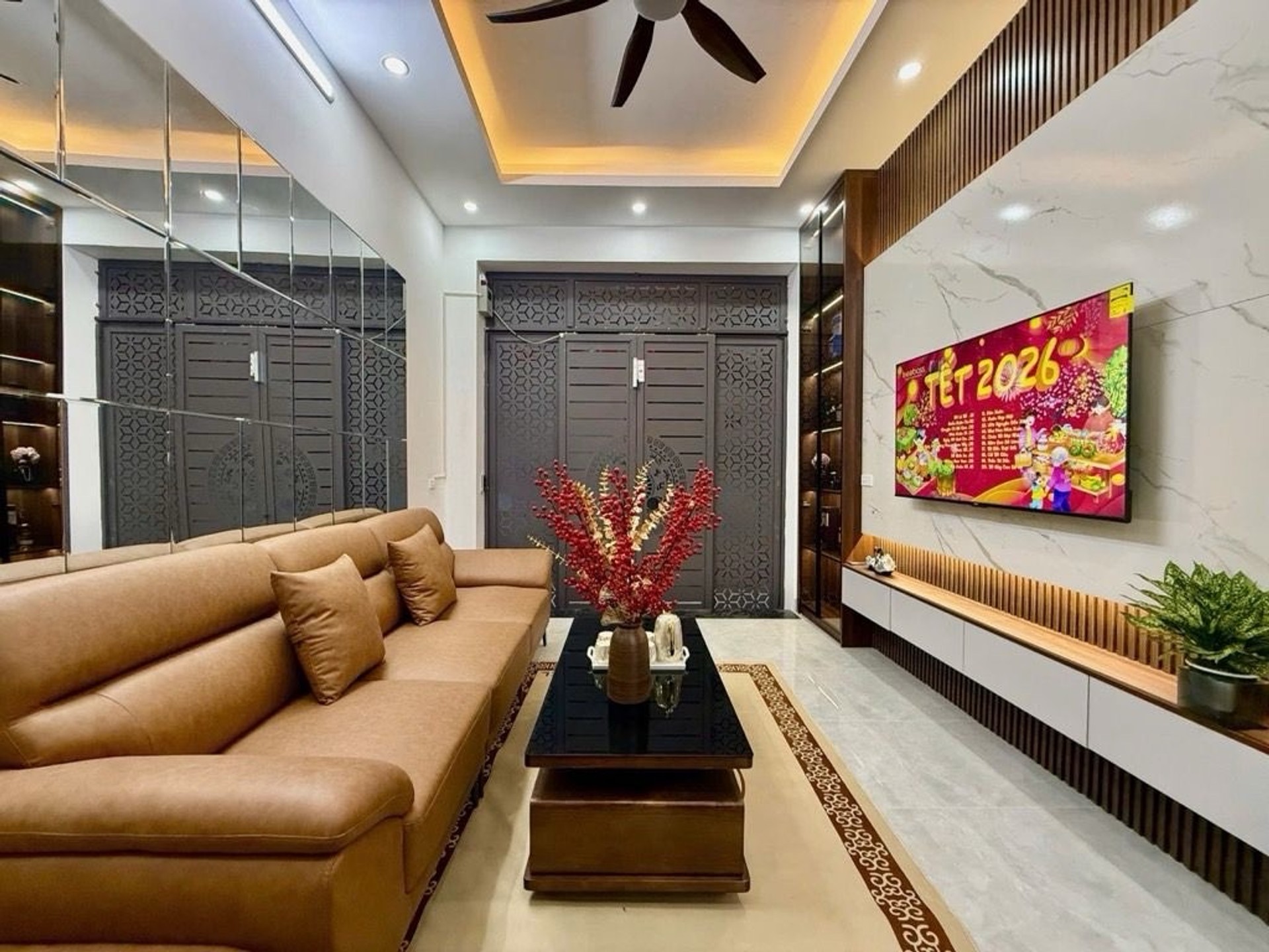 Bán nhà Trường Chinh - diện tích 34m2 4 tầng - Ngõ thông, gần Đại học Y - giá 8,6 tỷ