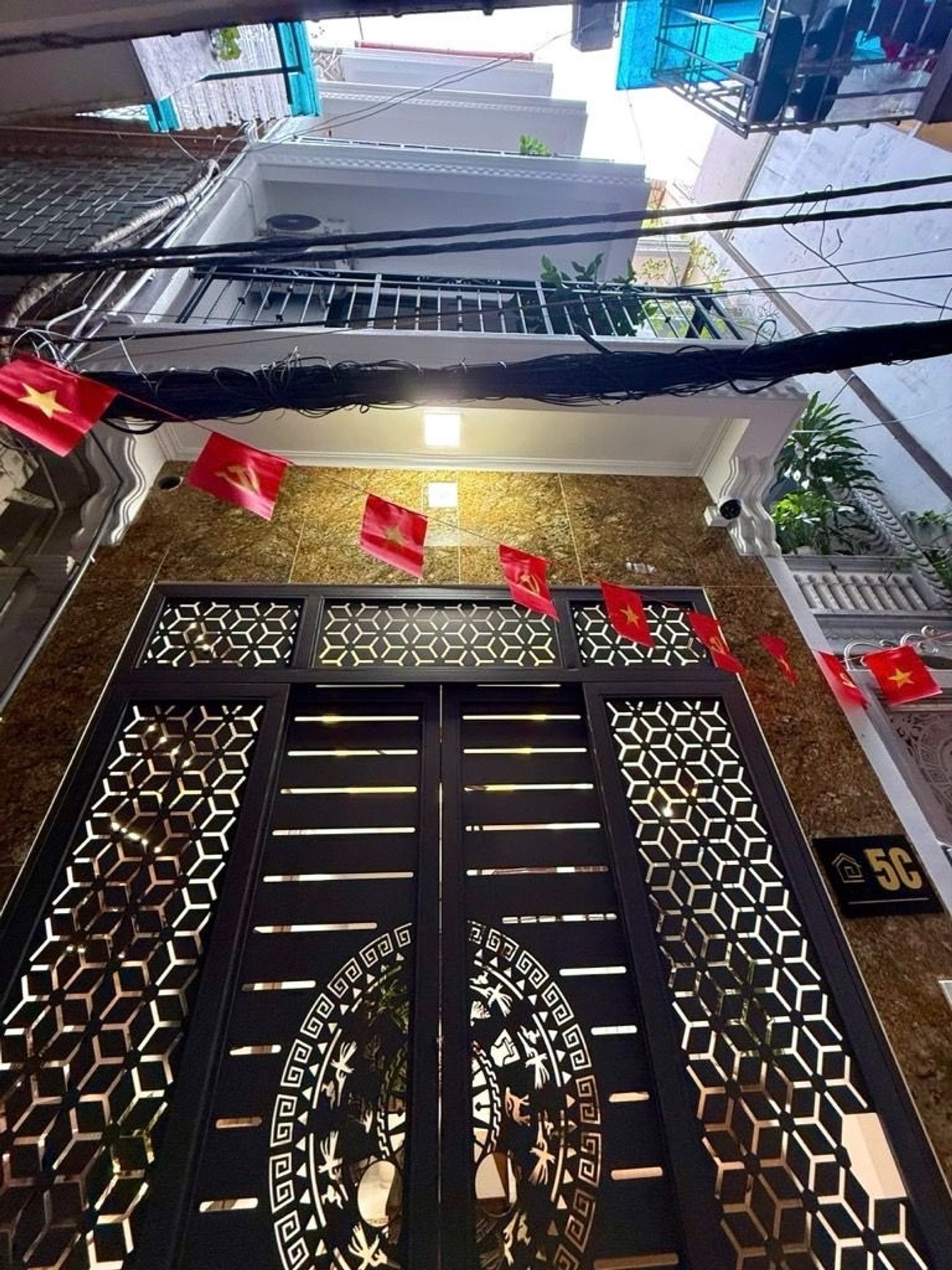 Bán nhà Trường Chinh - diện tích 34m2 4 tầng - Ngõ thông, gần Đại học Y - giá 8,6 tỷ